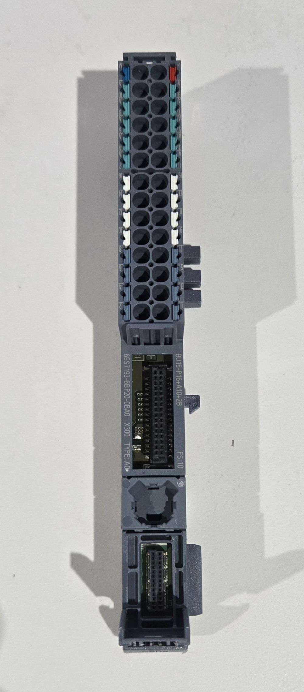 SIEMENS 6ES7 193-6BP20-0BA0 ET200SP BaseUnit NEW 3