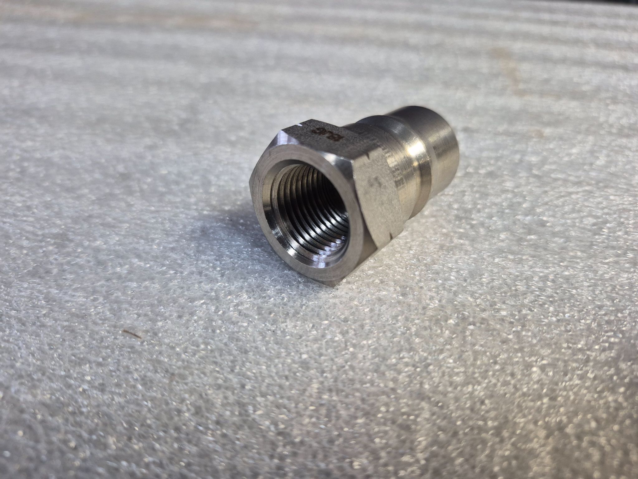 PARKER SH4‑63 Hydraulic Quick Couplings 1/2"-14 FNPT NEW (4‑Pack) 1