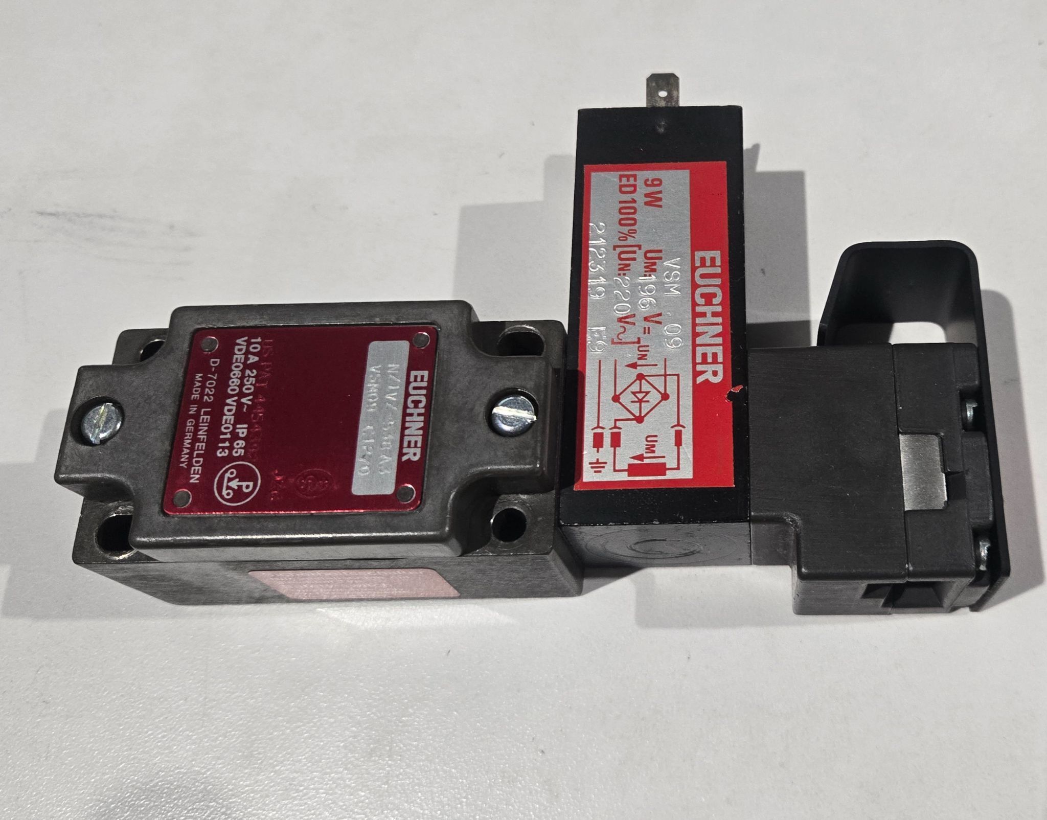 EUCHNER NZ1VZ-53B A3 SAFETY SYSTEMS NEW 3