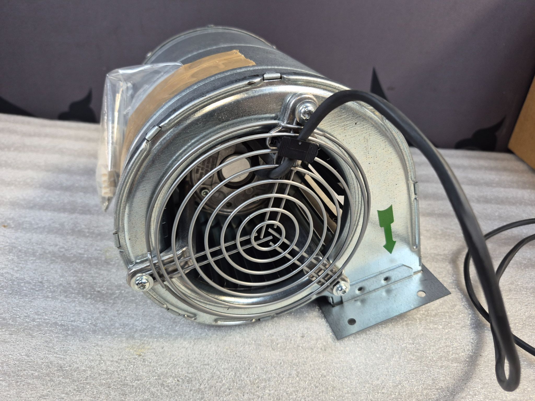 SIEMENS 6SN1162-0BA02-0AA2 SINAMICS Cooling Fan Motor Assembly - USED 1