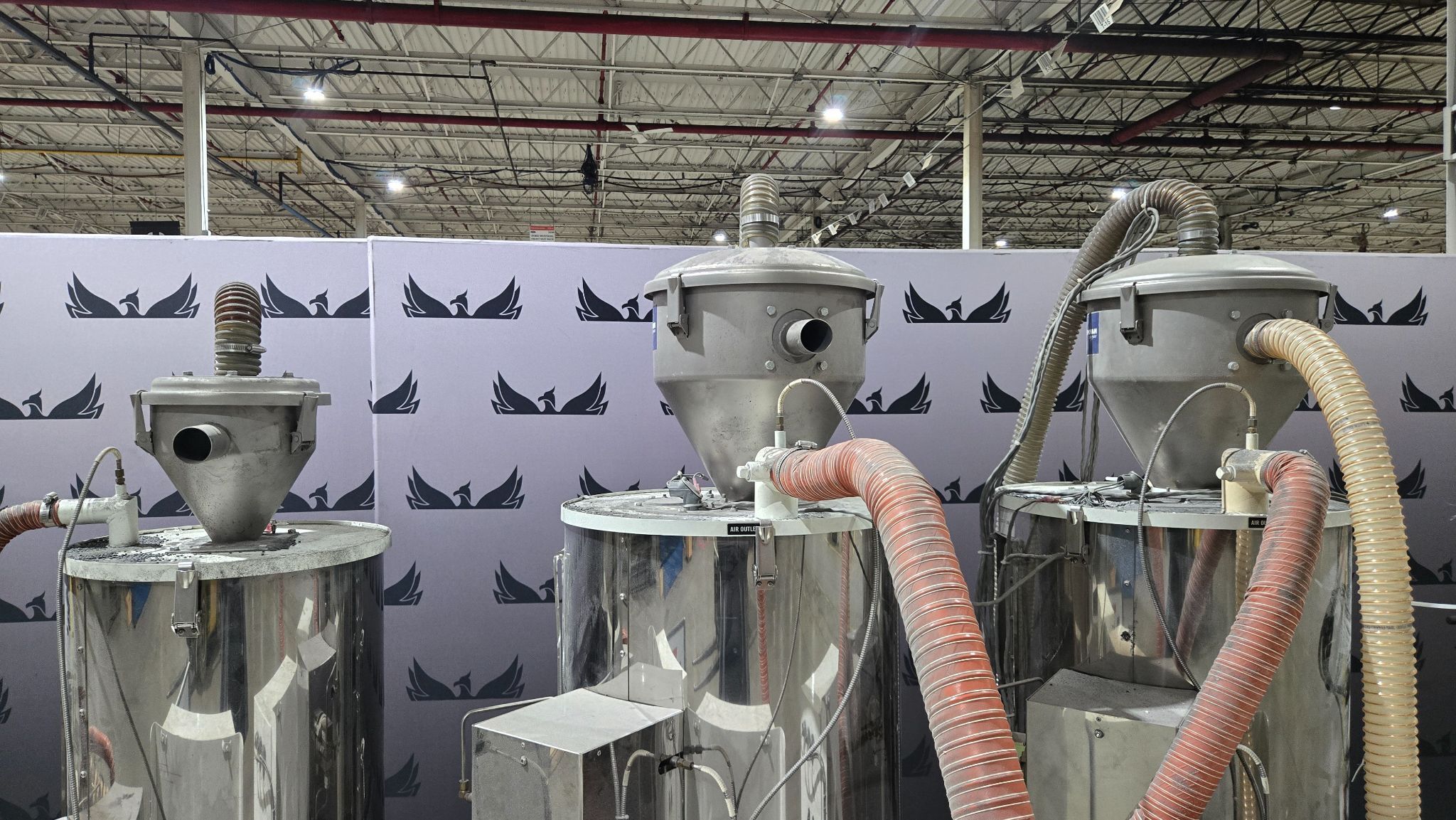 UNA-DYN FC-XMH Triple Hopper Drying & Conveying System USED 7