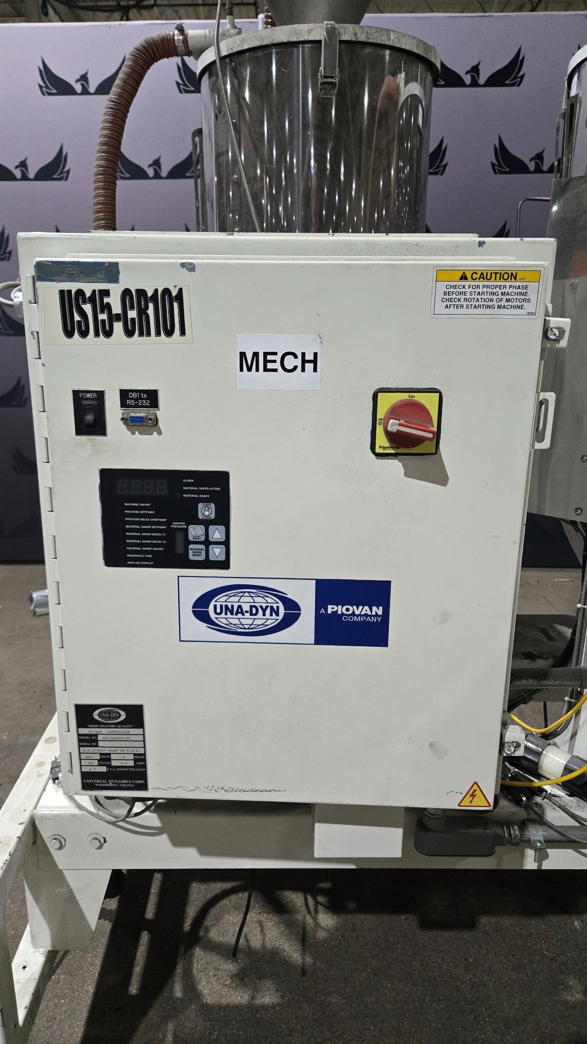UNA-DYN FC-XMH Triple Hopper Drying & Conveying System USED 8