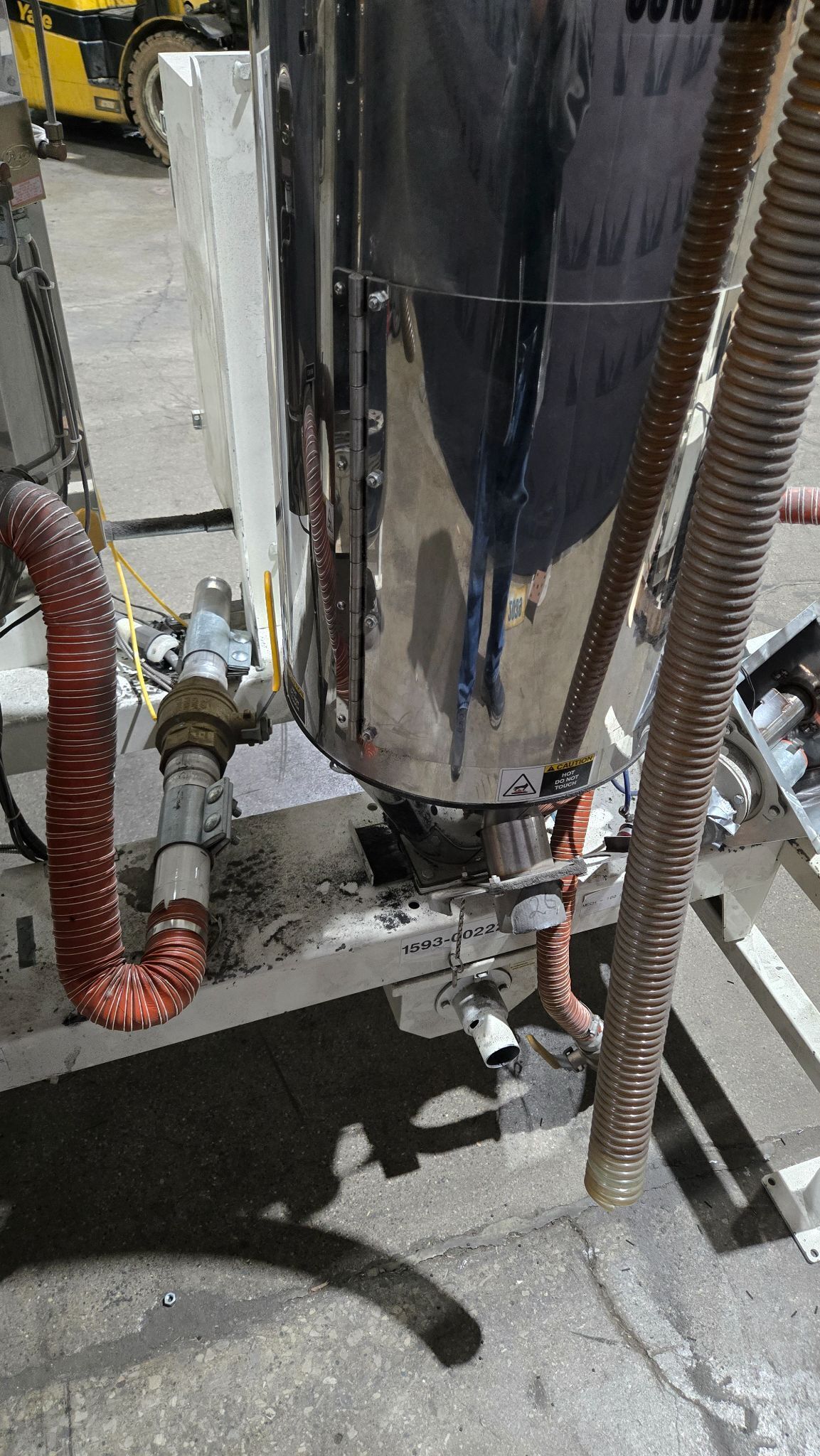 UNA-DYN FC-XMH Triple Hopper Drying & Conveying System USED 5