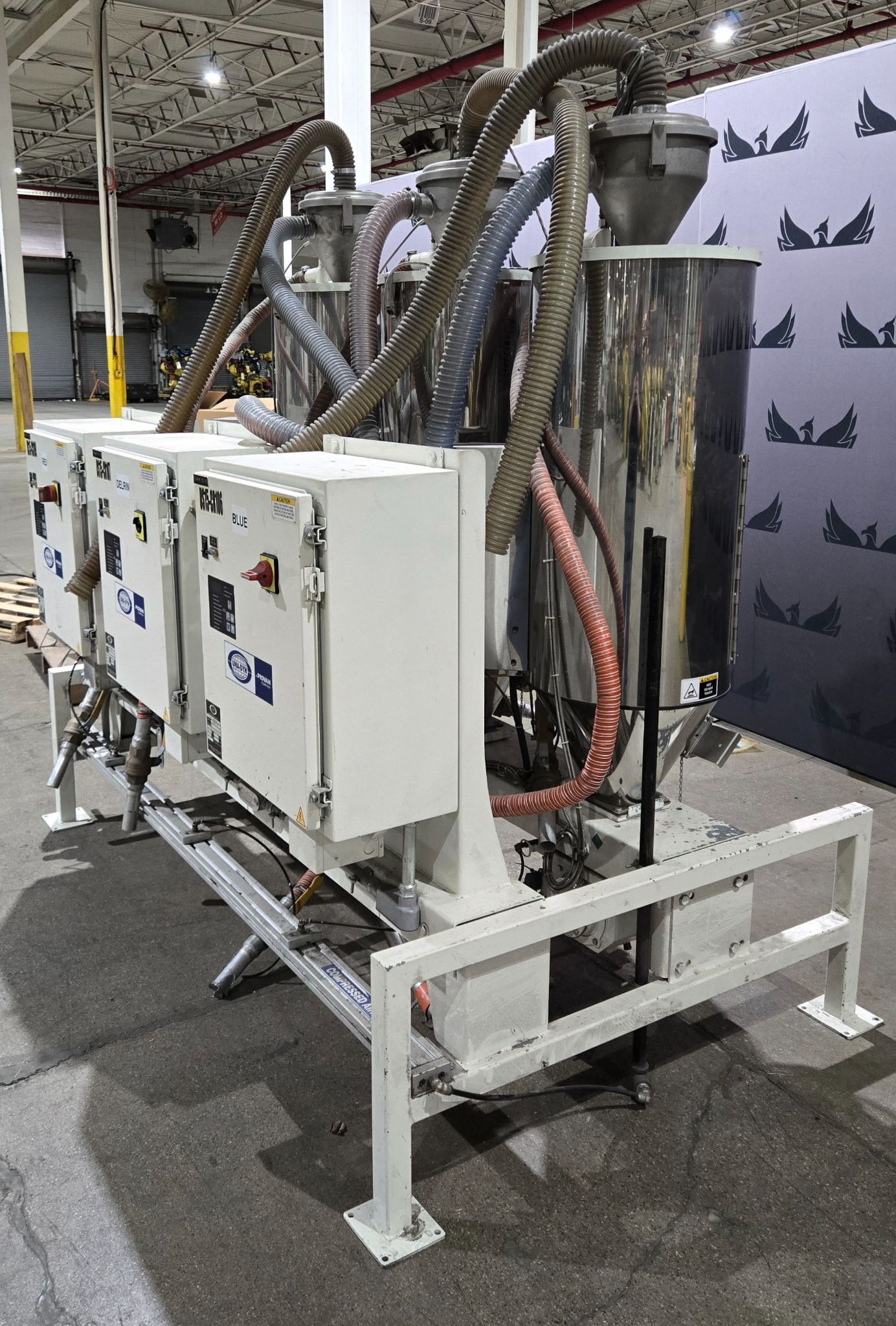 UNA-DYN FC-XMH Triple Hopper Resin Drying & Conveying System USED 1