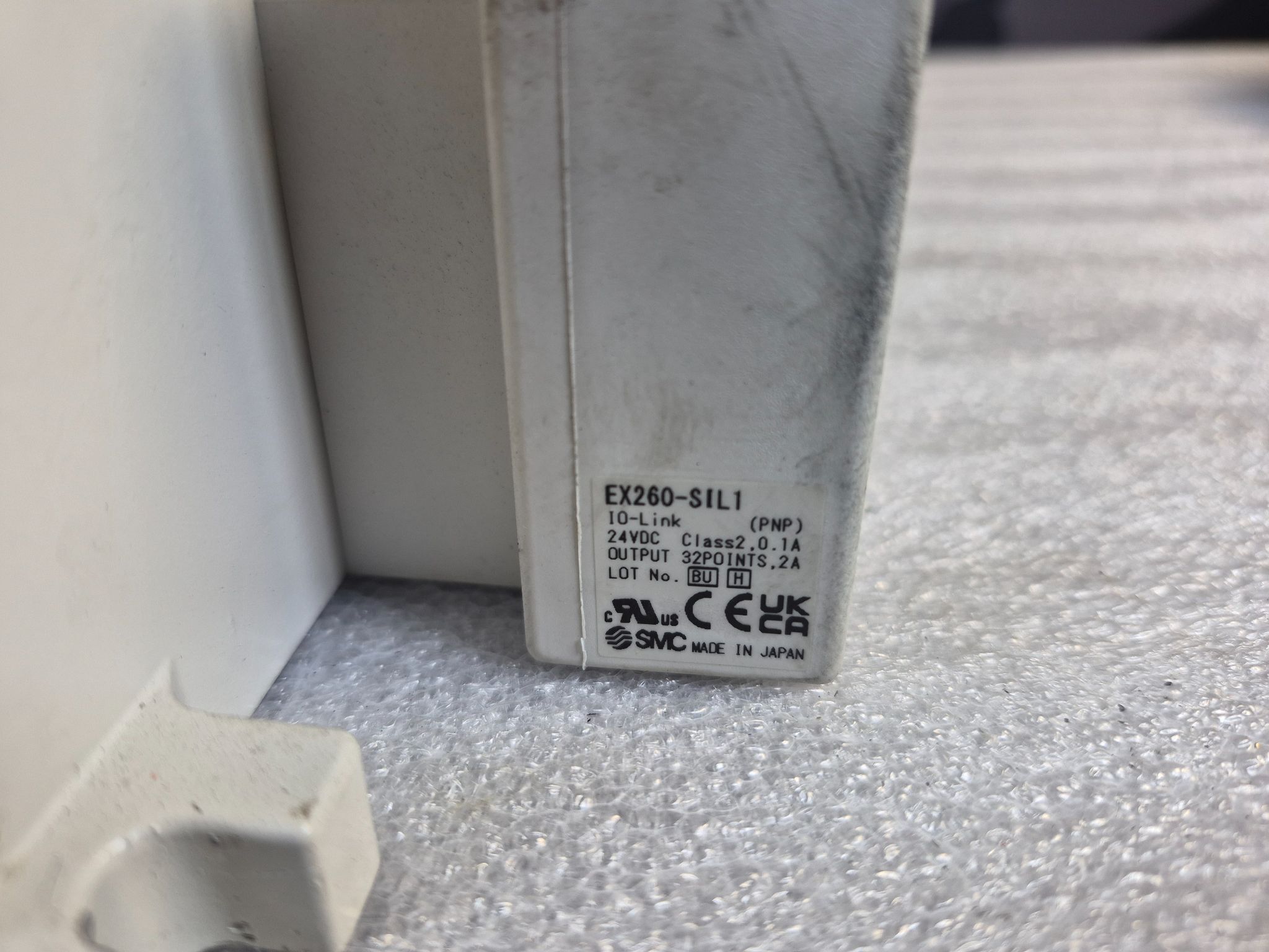 SMC VV5QC41-1203TSKAN Manifold Assembly w/ (5) VQC4101-51 & EX260-SIL1 IO-Link USED 4