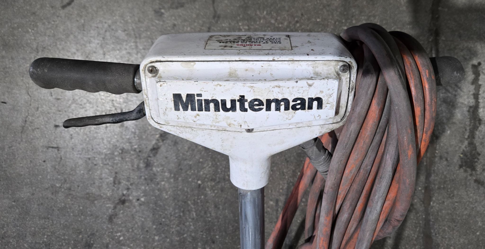 HAKO MINUTEMAN MC830534 Floor Buffer Burnisher 20in USED 3