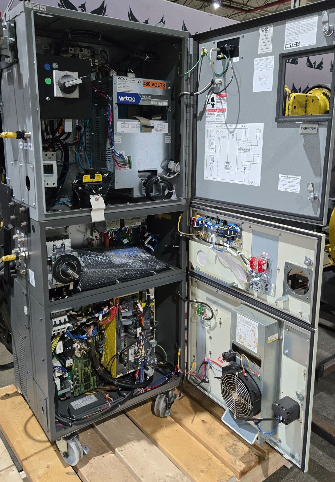 FANUC R-2000iB/185L Robot Complete with R-30iB Controller & WTC Gen 6 MFDC USED 12