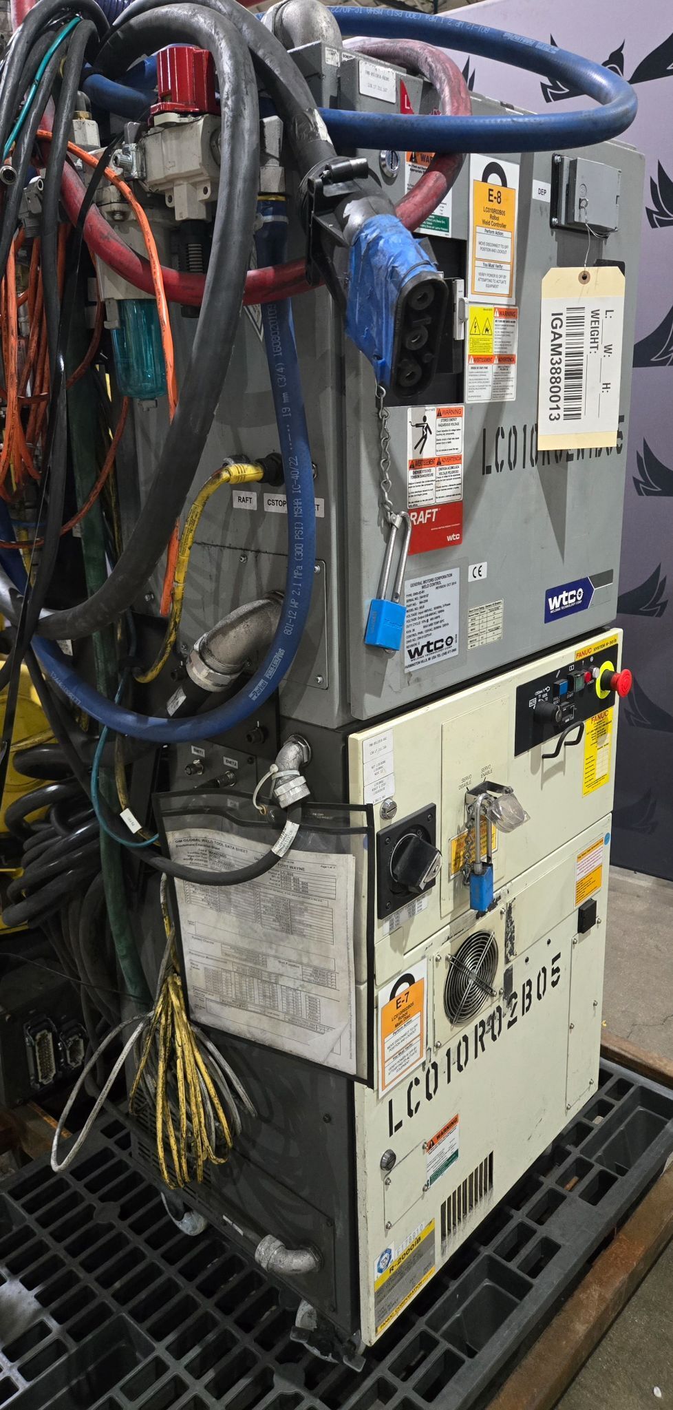 FANUC R-2000iB/210F Complete with R-30iB Controller & WTC Gen 6 MFDC Inverter USED 9