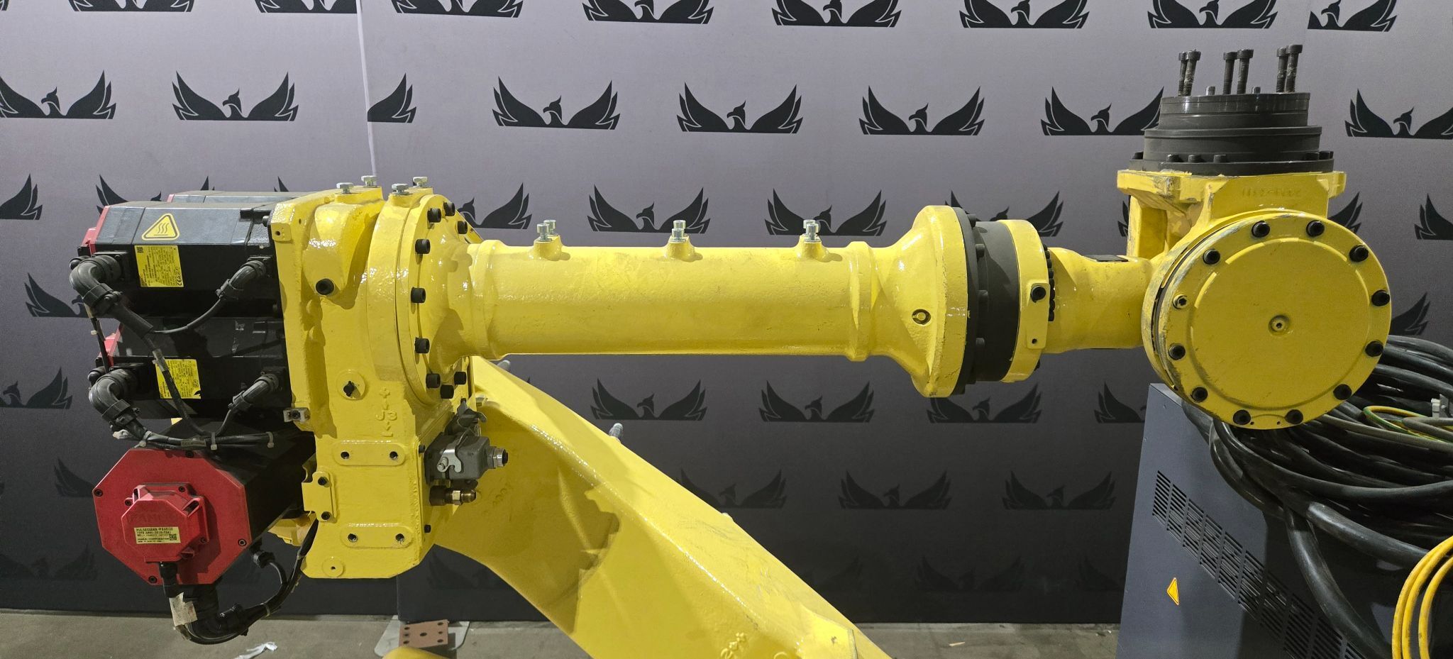 Fanuc R-2000iB/210F Complete with R-30iA Controller USED 3