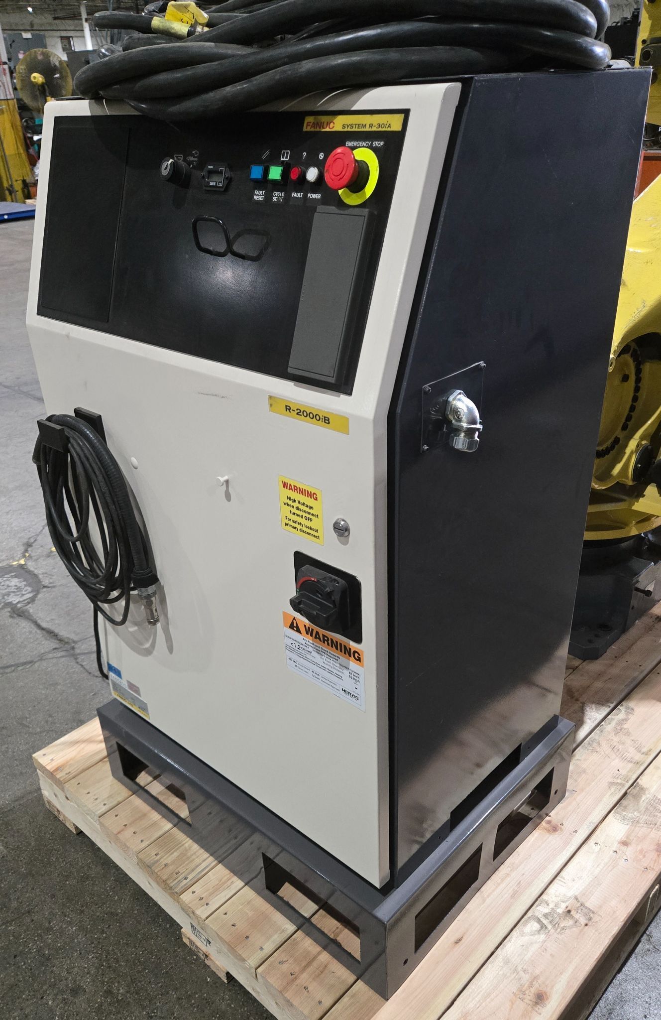 Fanuc R-2000iB/210F Complete with R-30iA Controller USED 9