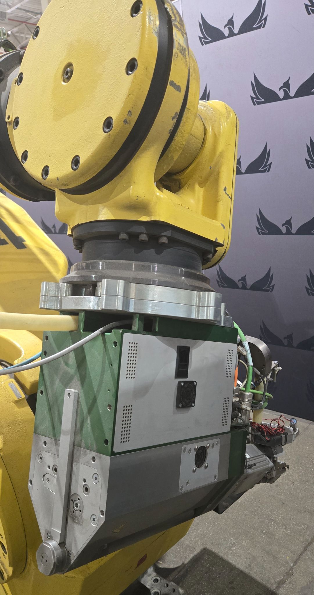 Fanuc M-900iA/350 Robot with R-30iA Controller & Deprag Inverter USED 3