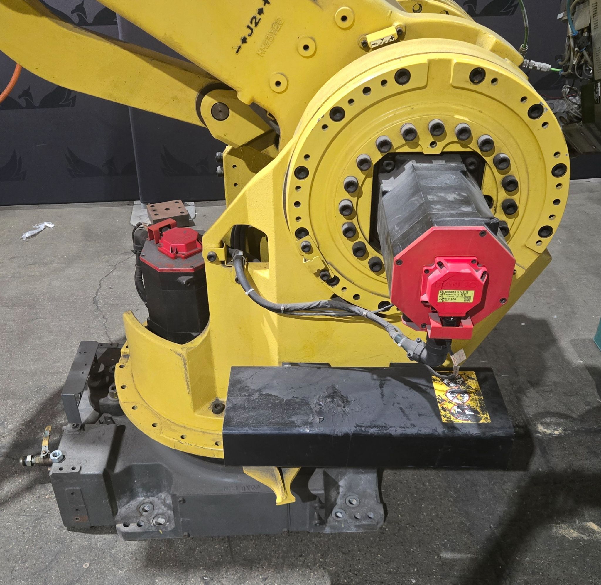 Fanuc M-900iA/350 Robot with R-30iA Controller & Deprag Inverter USED 5