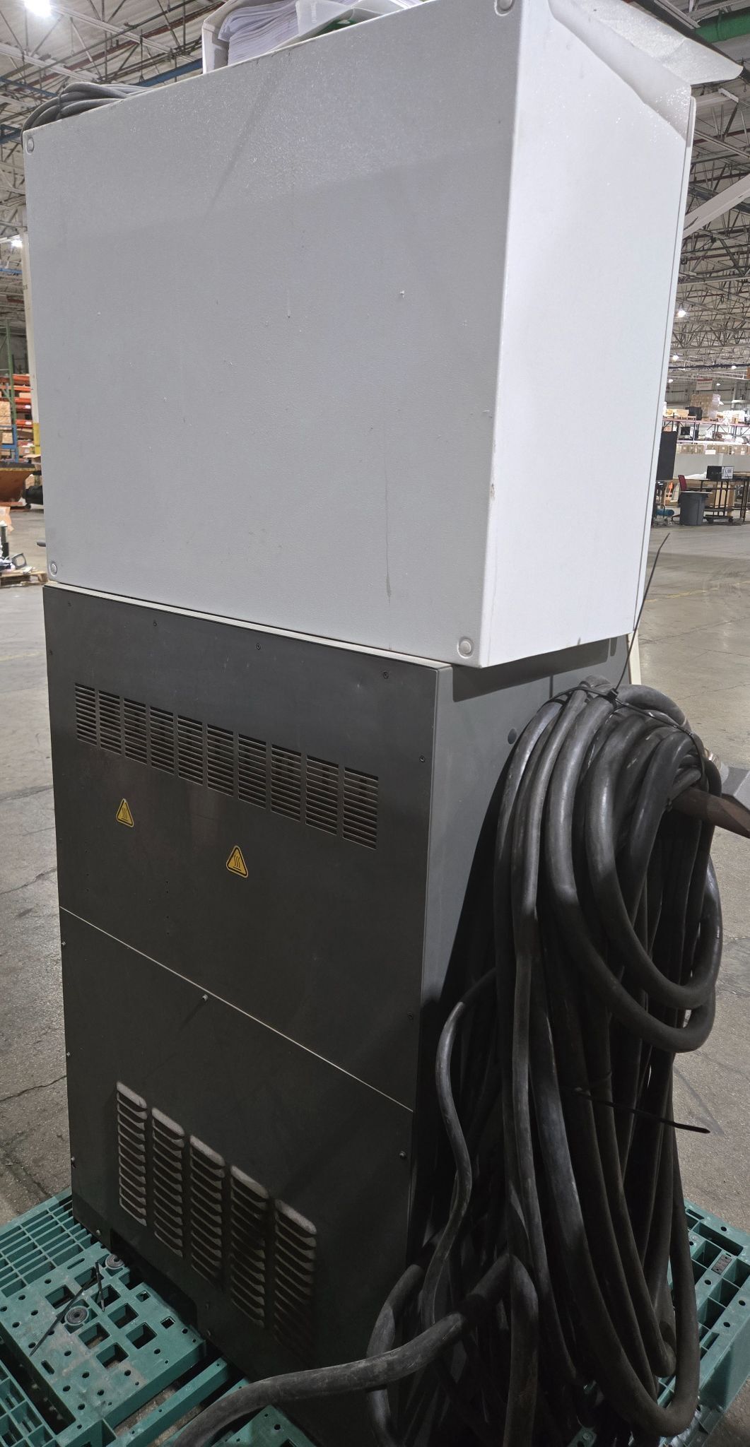 Fanuc M-900iA/350 Robot with R-30iA Controller & Deprag Inverter USED 11
