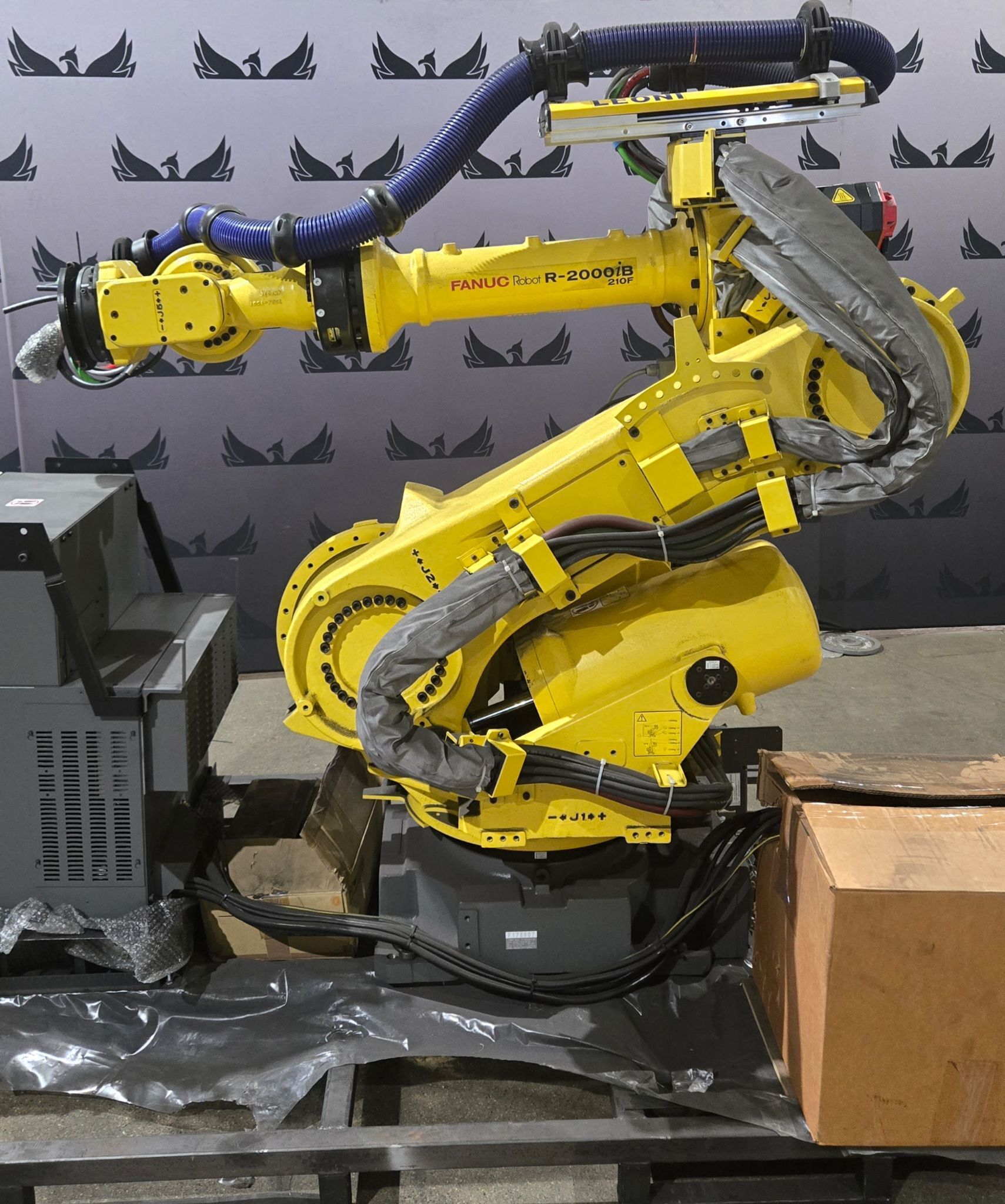 FANUC R-2000iB/210F Robot with R-30iB Controller NEW 1