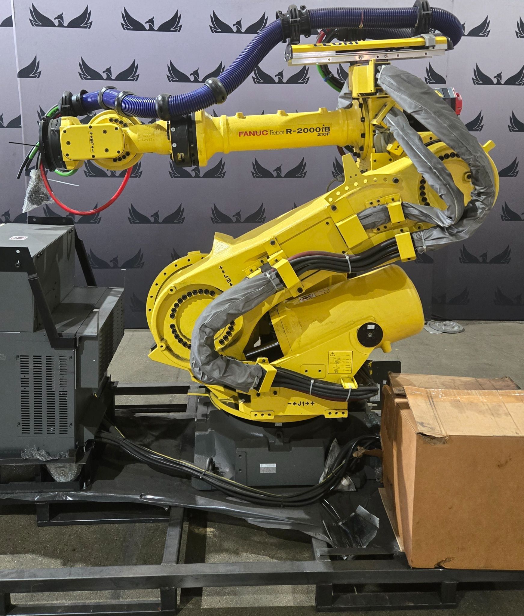 FANUC R-2000iB/210F Robot with R-30iB Controller NEW 1