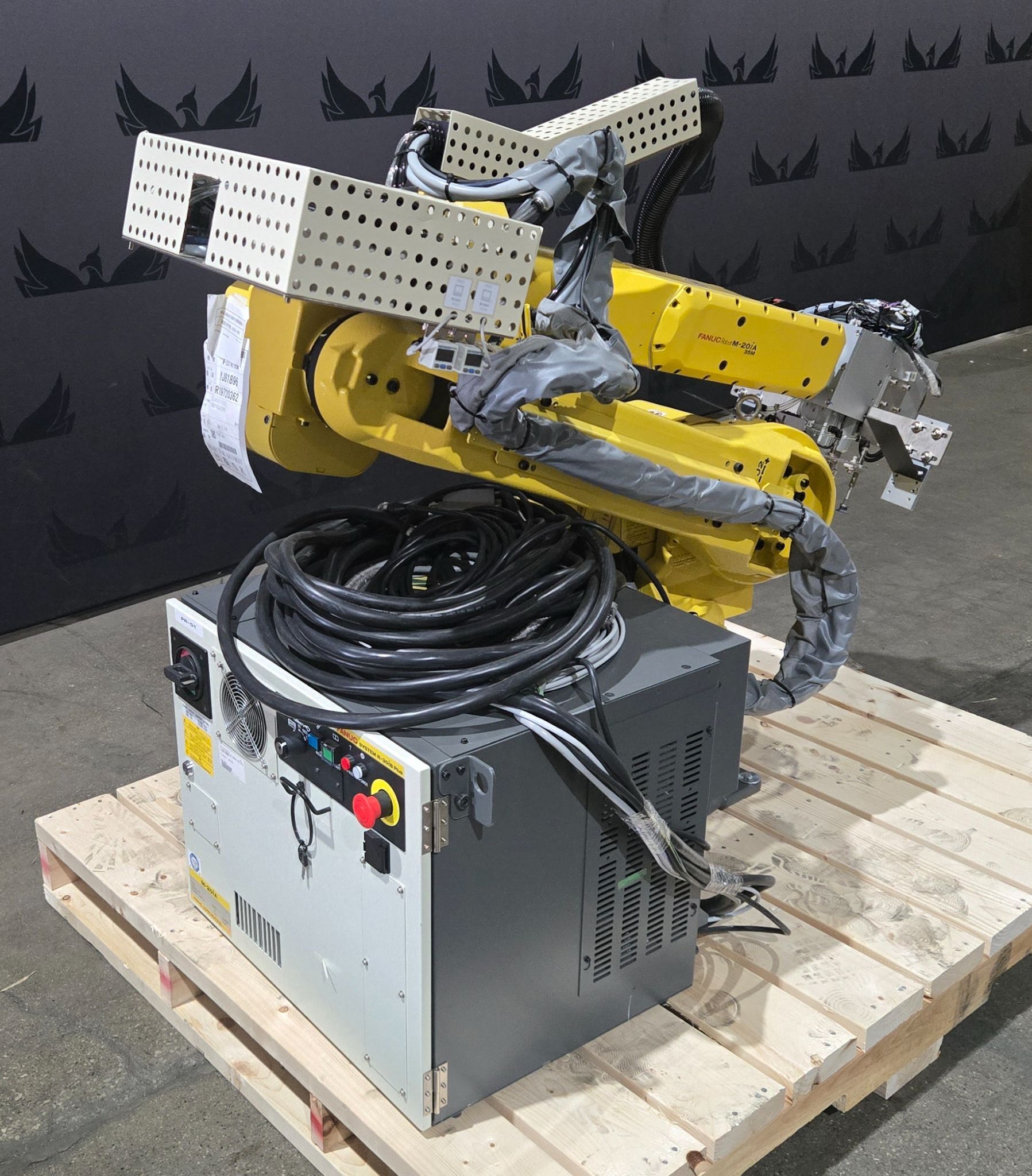 FANUC M‑20iA/35M Complete with R‑30iB Plus Controller USED 14