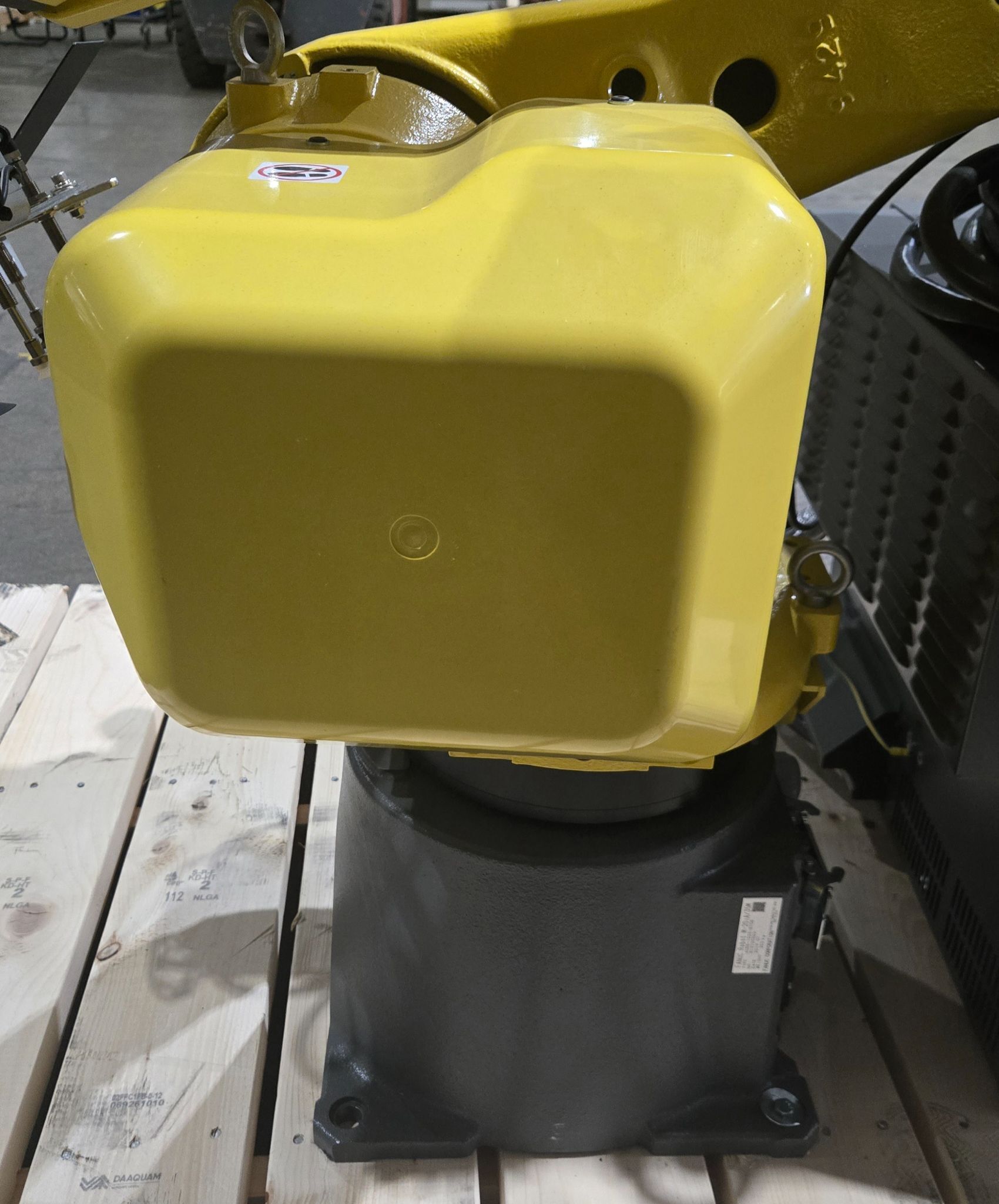 FANUC M‑20iA/35M Complete with R‑30iB Plus Controller USED 9