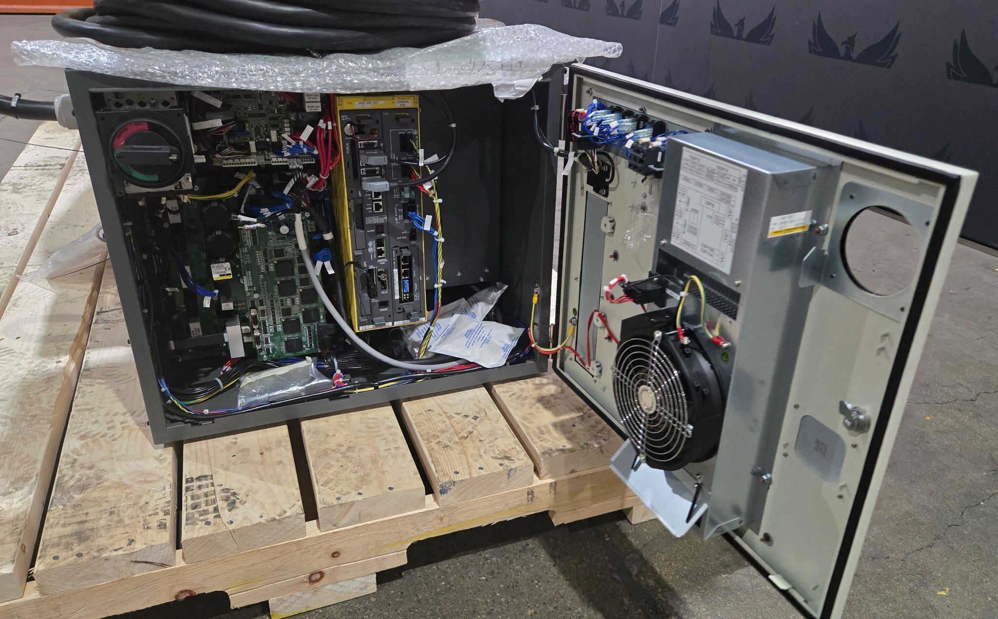 FANUC R‑2000iC/165F Robot Complete with R‑30iB Plus Controller USED 13