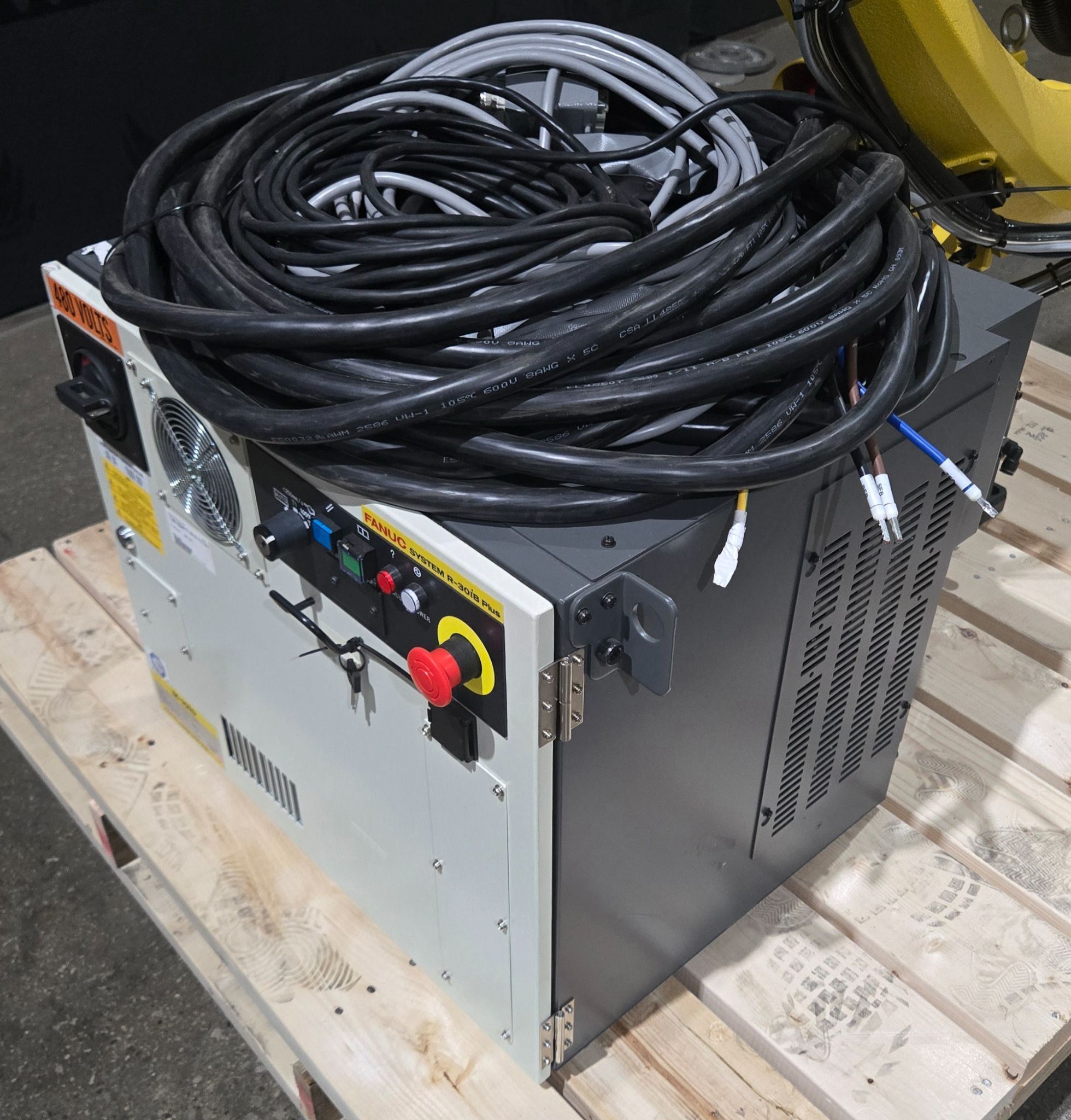 FANUC M‑10iD/10L Complete with R‑30iB Plus Controller USED 10
