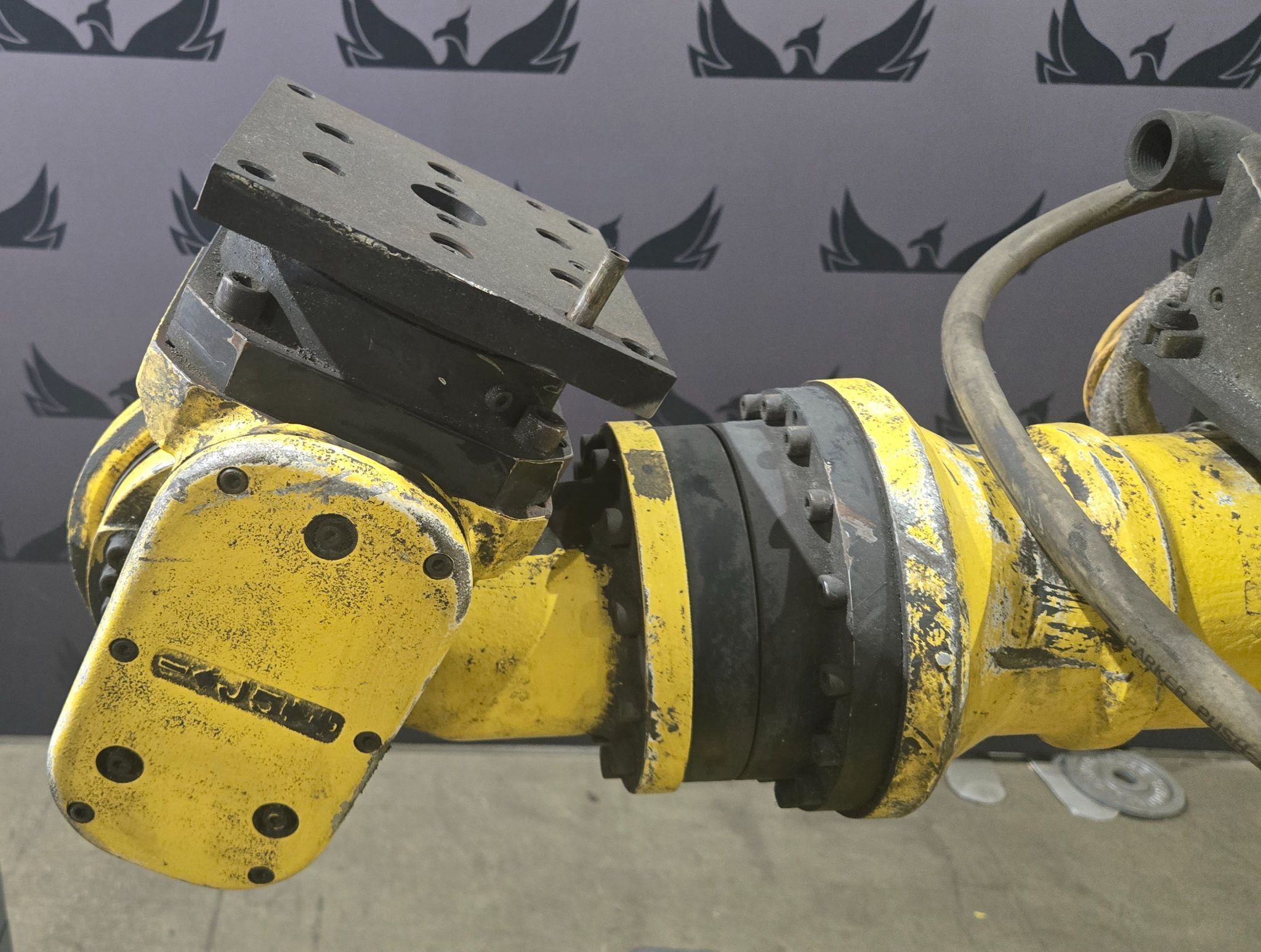 FANUC R-2000iA/165F w/ R-J3iB Controls USED AS-IS 12
