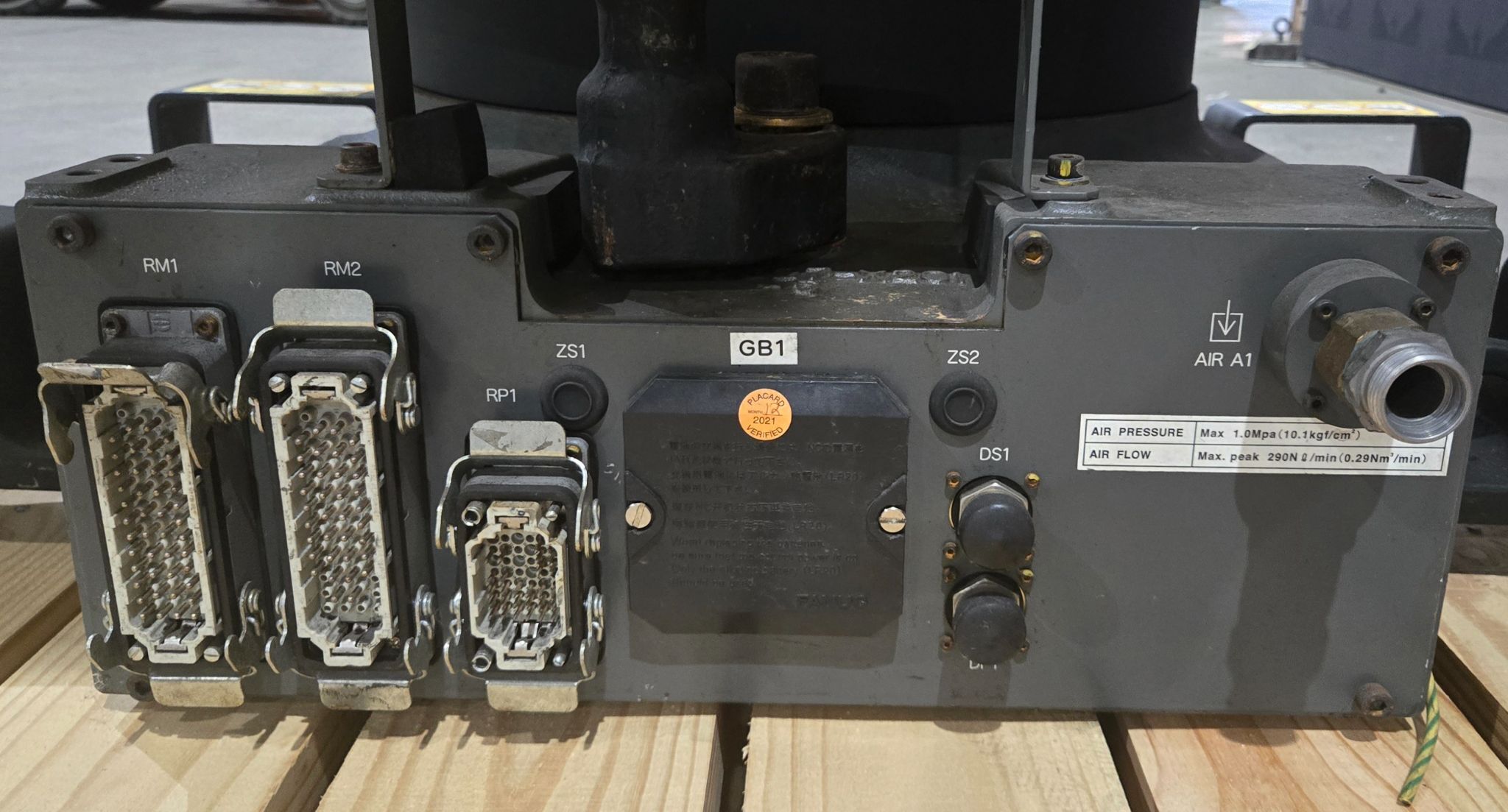 FANUC M-900iA/600 Complete with R-30iA Controller USED 7