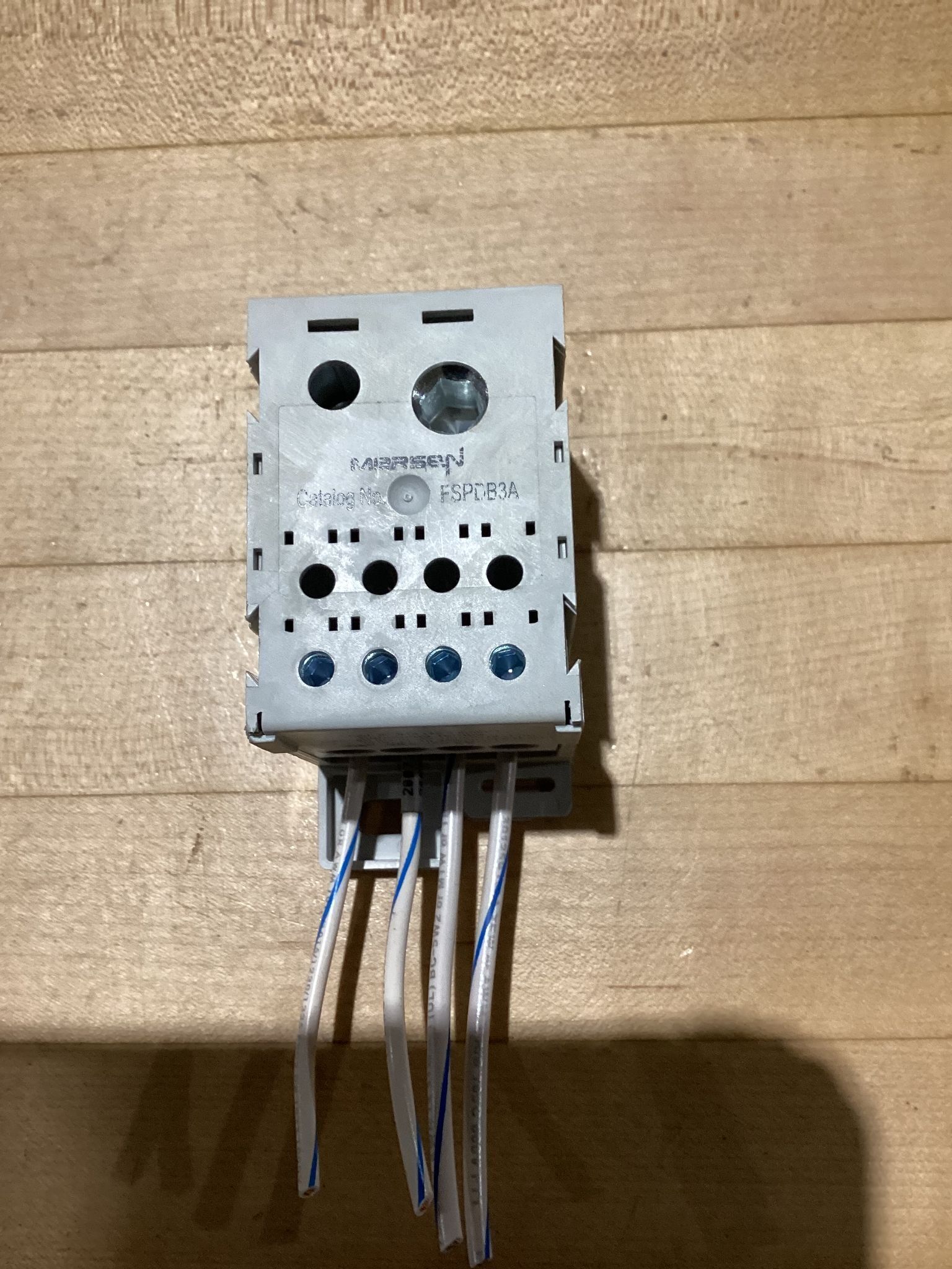 Mersen FSPDB3A Finger Safe Power Distribution Block USED 0