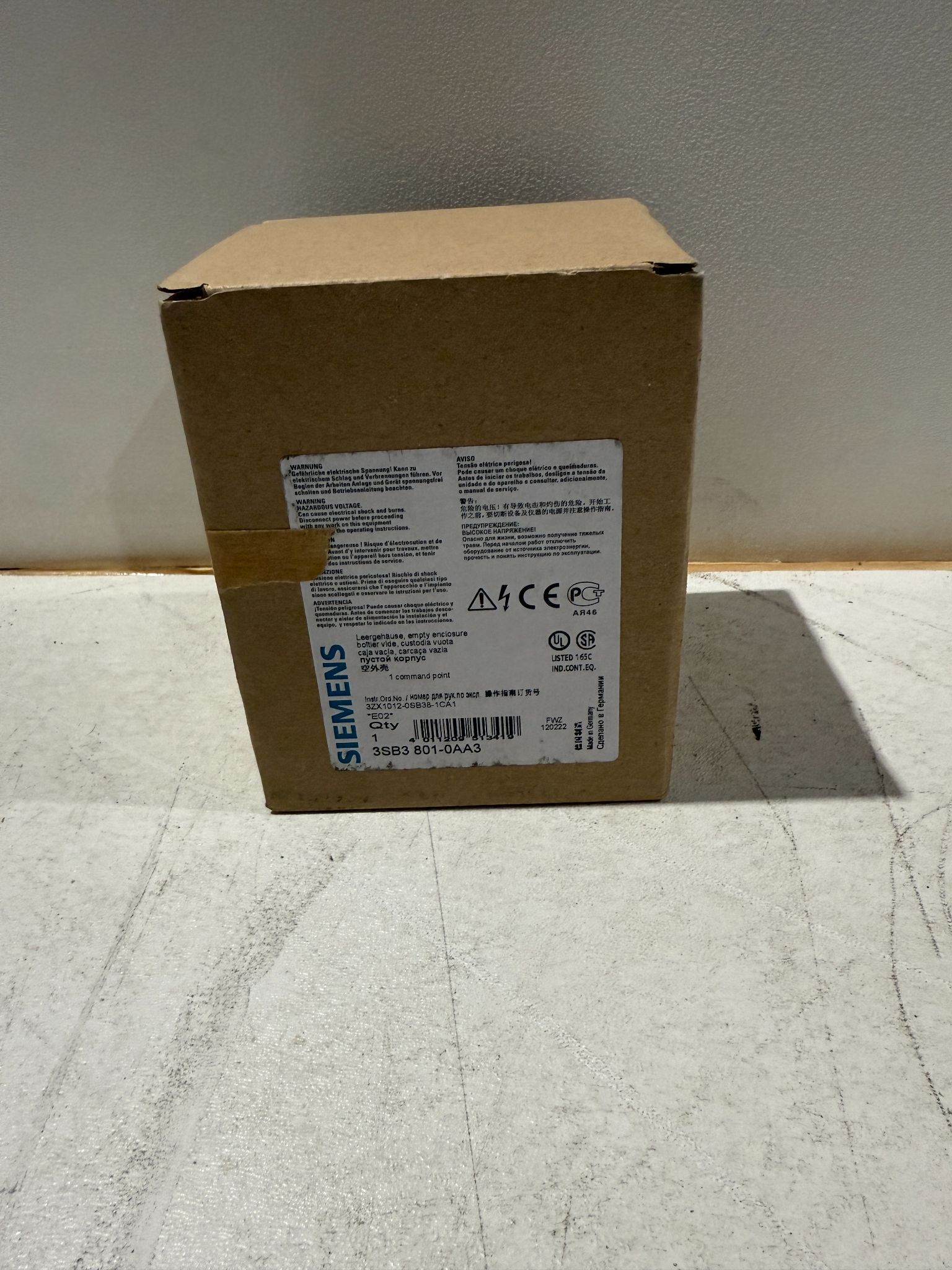 SIEMENS 3ZX1012-OSB38-1CA1 RELAY NEW IN BOX 0