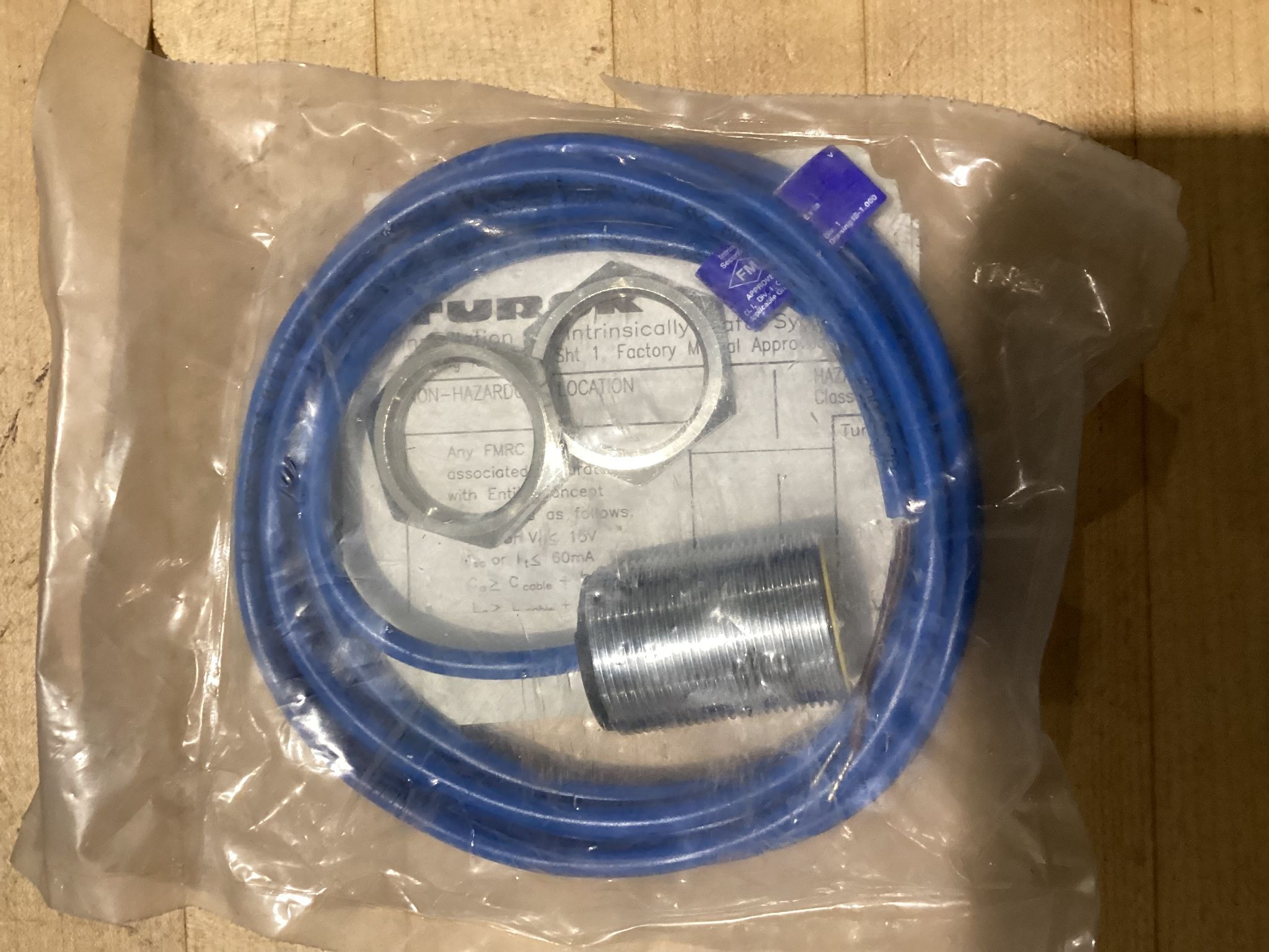 TURCK BI10-G30-Y0X PROXIMITY SWITCH & SENSORS NEW 0