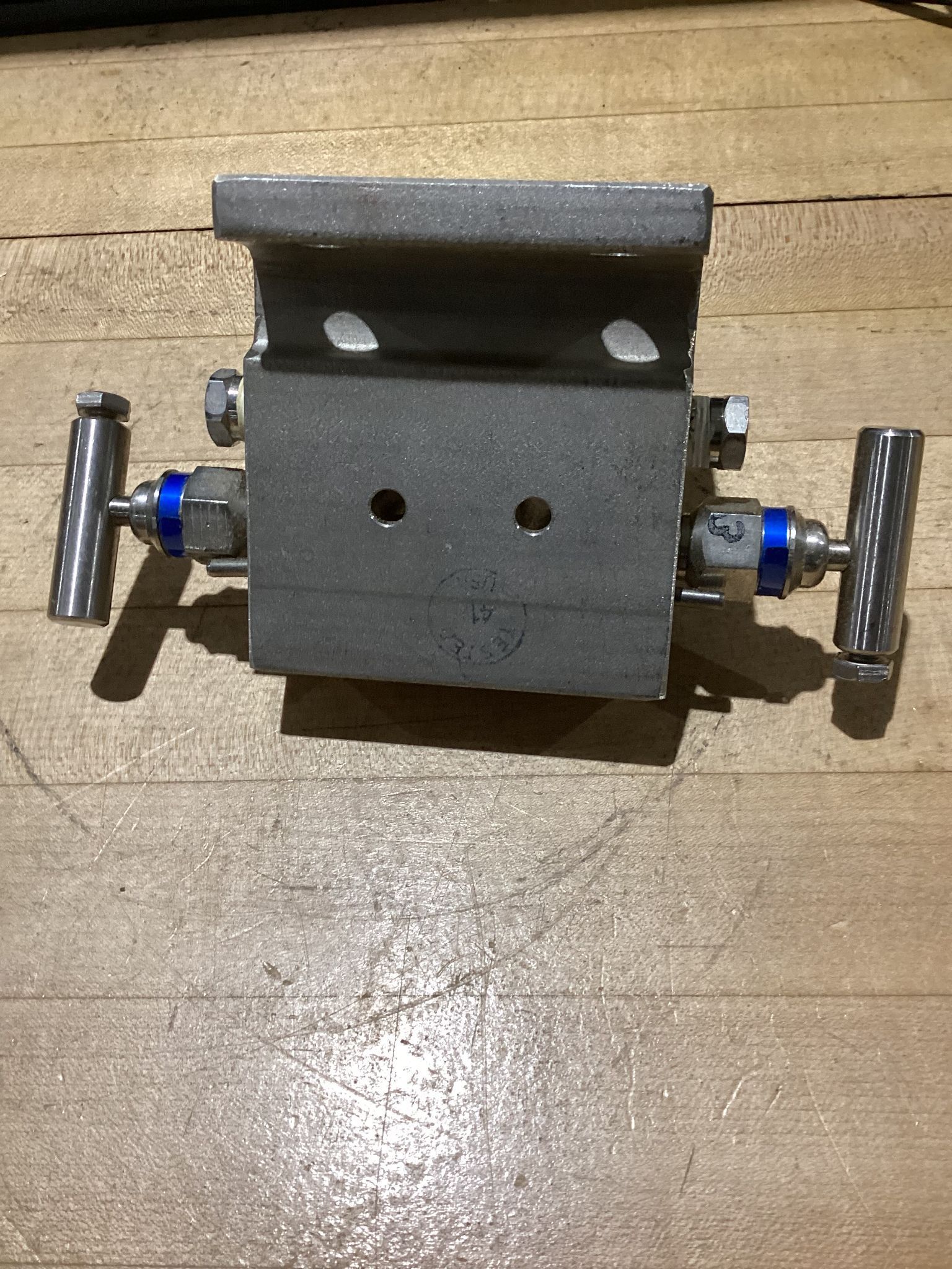 PGI M-650SCT Transmitter Isolation Block & Bleed Valve USED 0