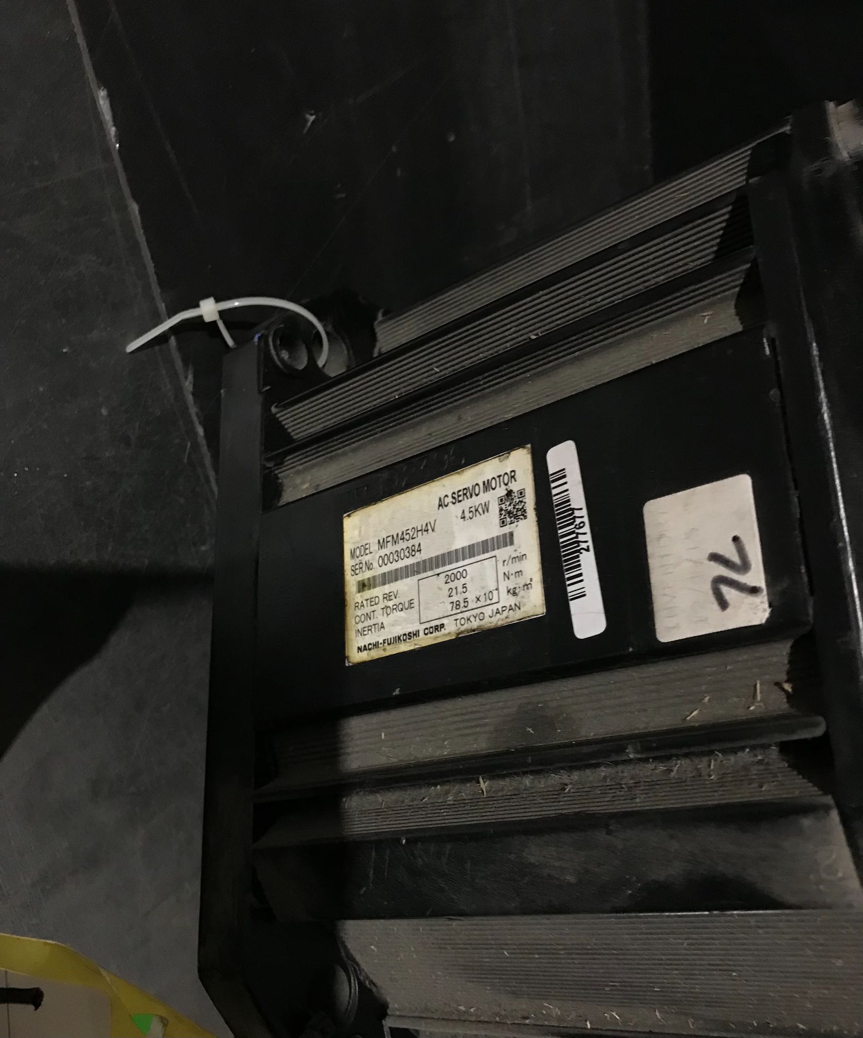 Nachi MFM452H4V AC Servo Motor 4.5kW USED 3