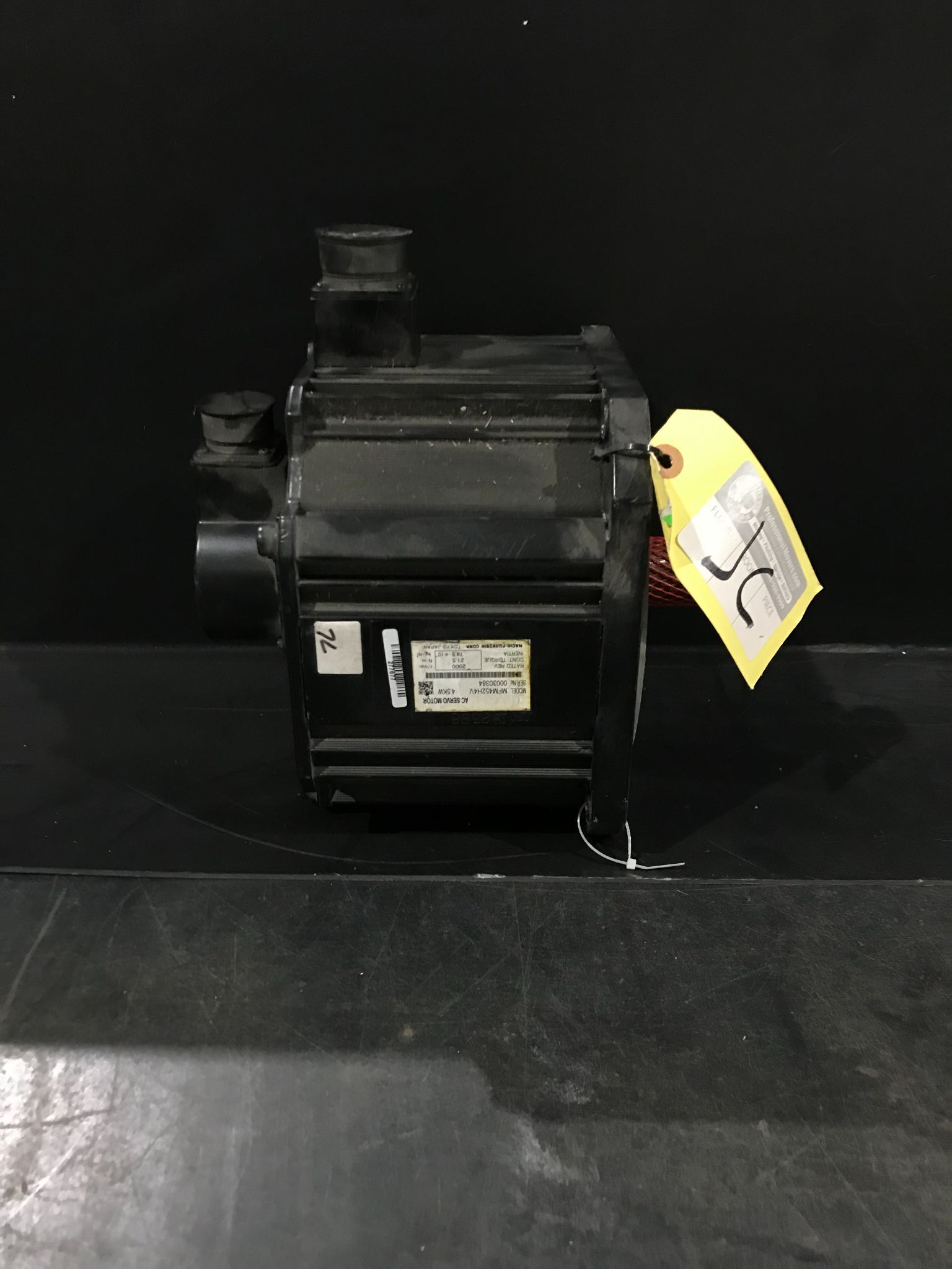 Nachi MFM452H4V AC Servo Motor 4.5kW USED 2