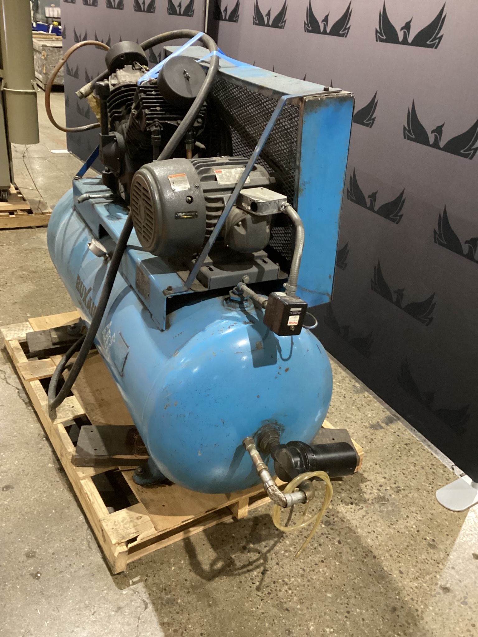 SPEEDAIRE 5Z405C 5 HP Industrial Air Compressor w/ BUXAIR 80‑Gal Tank AS-IS 1