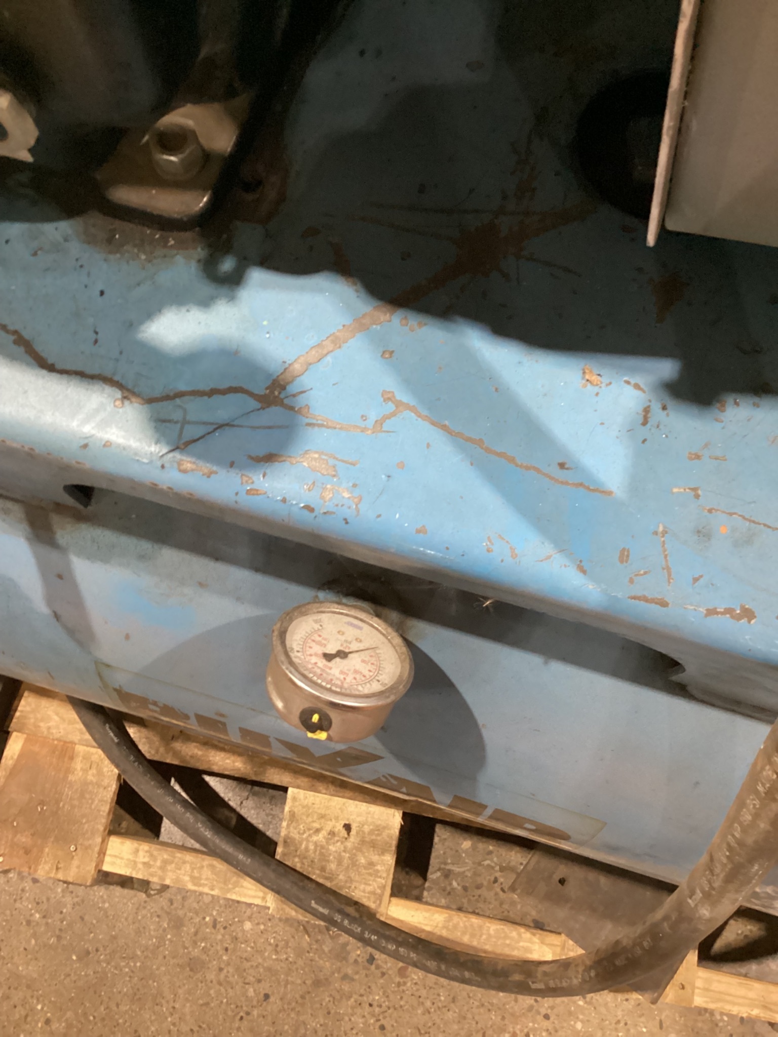 SPEEDAIRE 5Z405C 5 HP Industrial Air Compressor w/ BUXAIR 80‑Gal Tank AS-IS 12