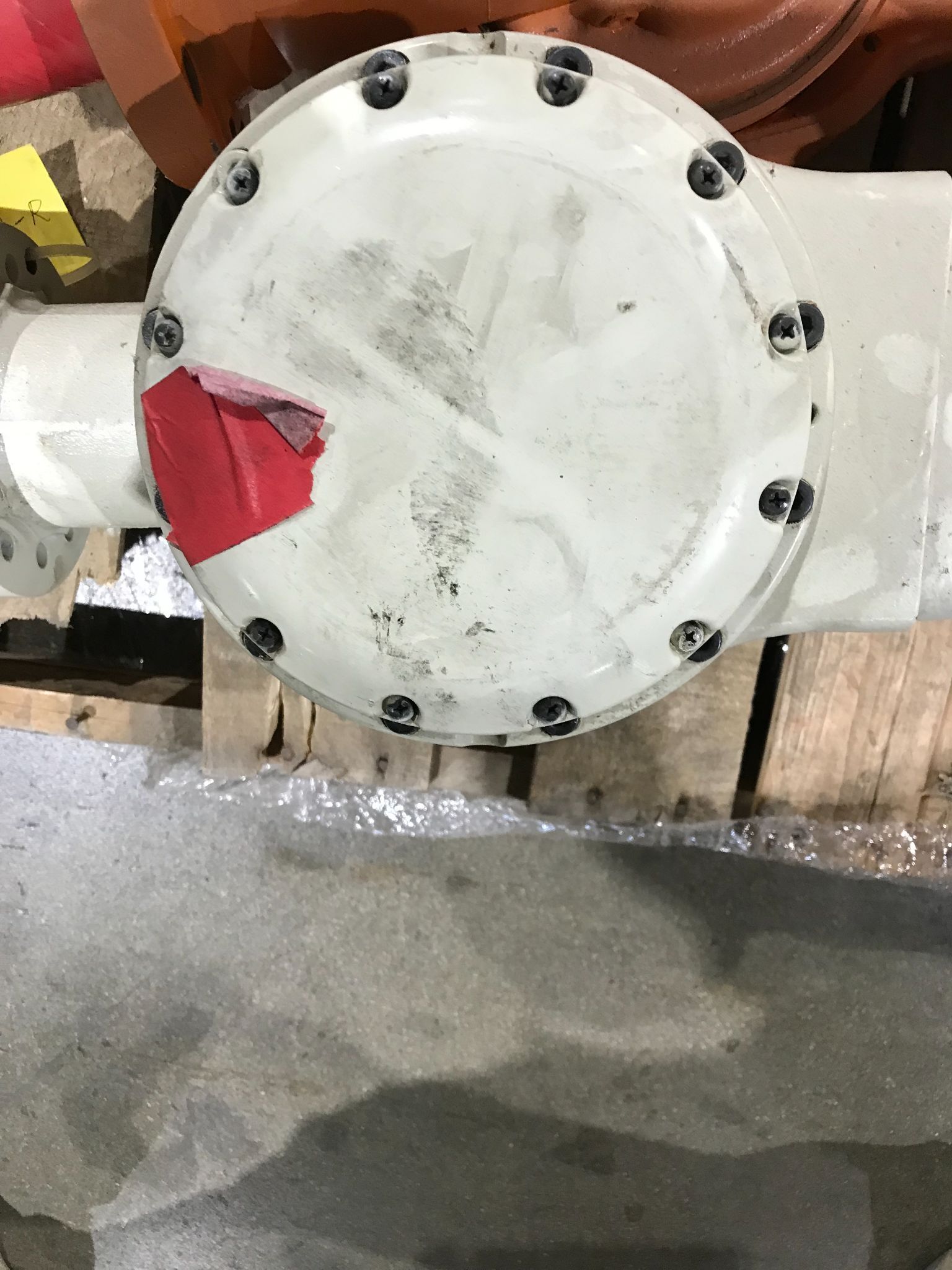 NACHI ROBOT WRIST ASSEMBLY - USED 1