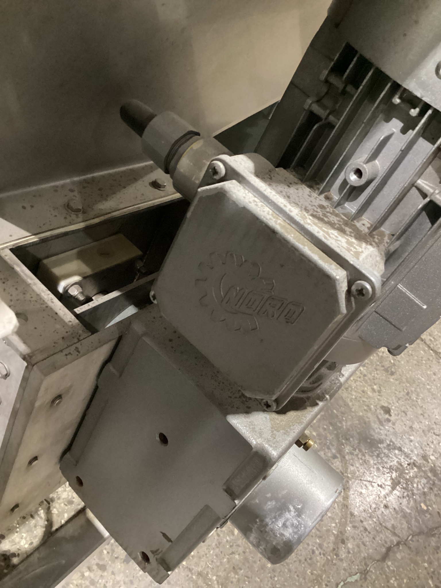 ATLANTIC COAST CRUSHERS M812 Stainless Steel Lump Breaker Grinder Food Grade USED 11