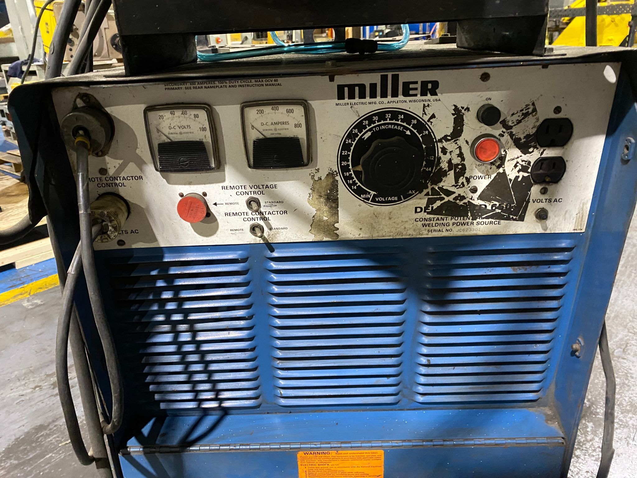MILLER - DELTAWELD 650 Welder Equipped w/ S-52A + WC-1 PARTS ONLY 0