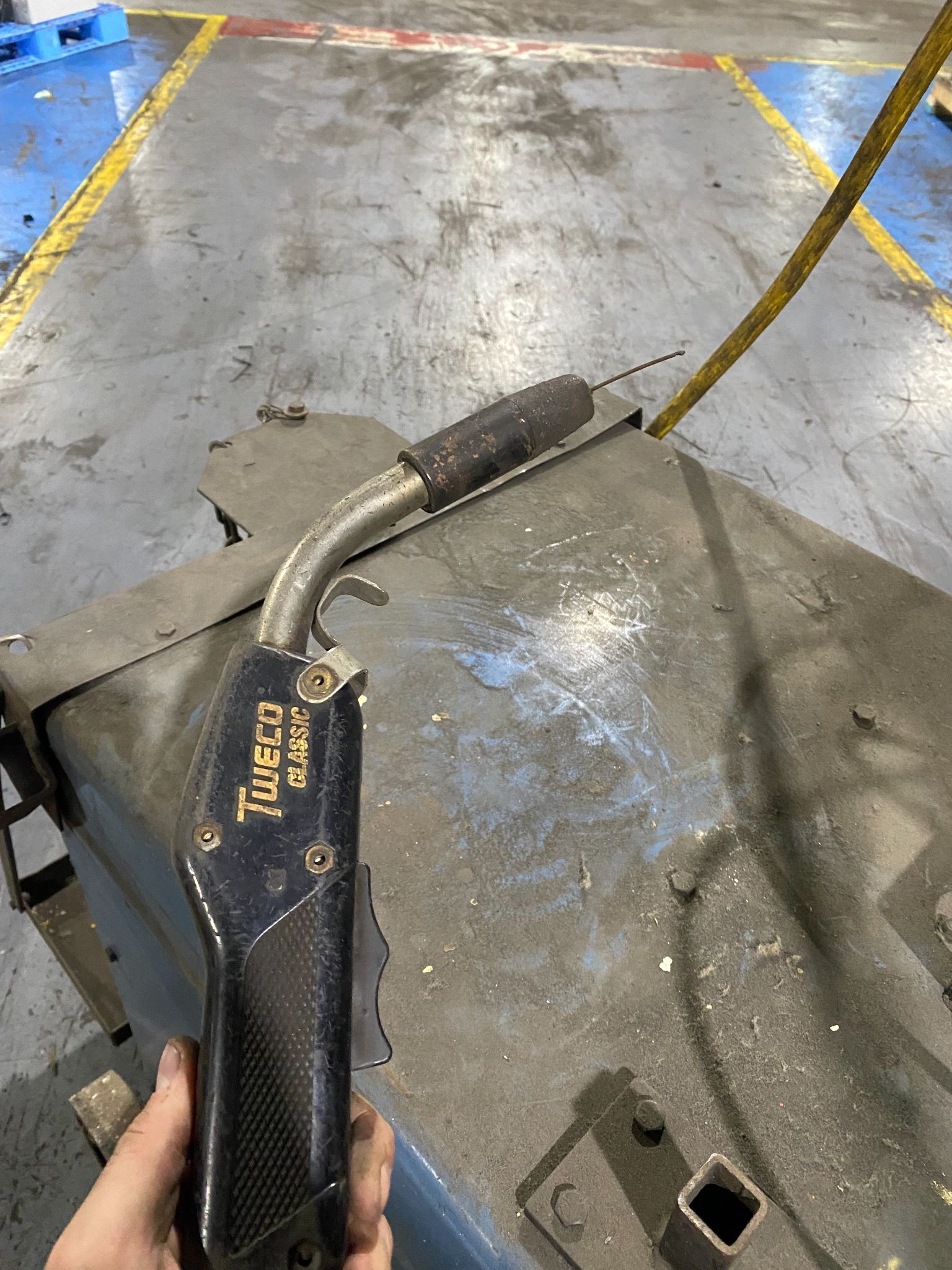 MILLER - DELTAWELD 650 Welder Equipped w/ S-52A + WC-1 PARTS ONLY 8