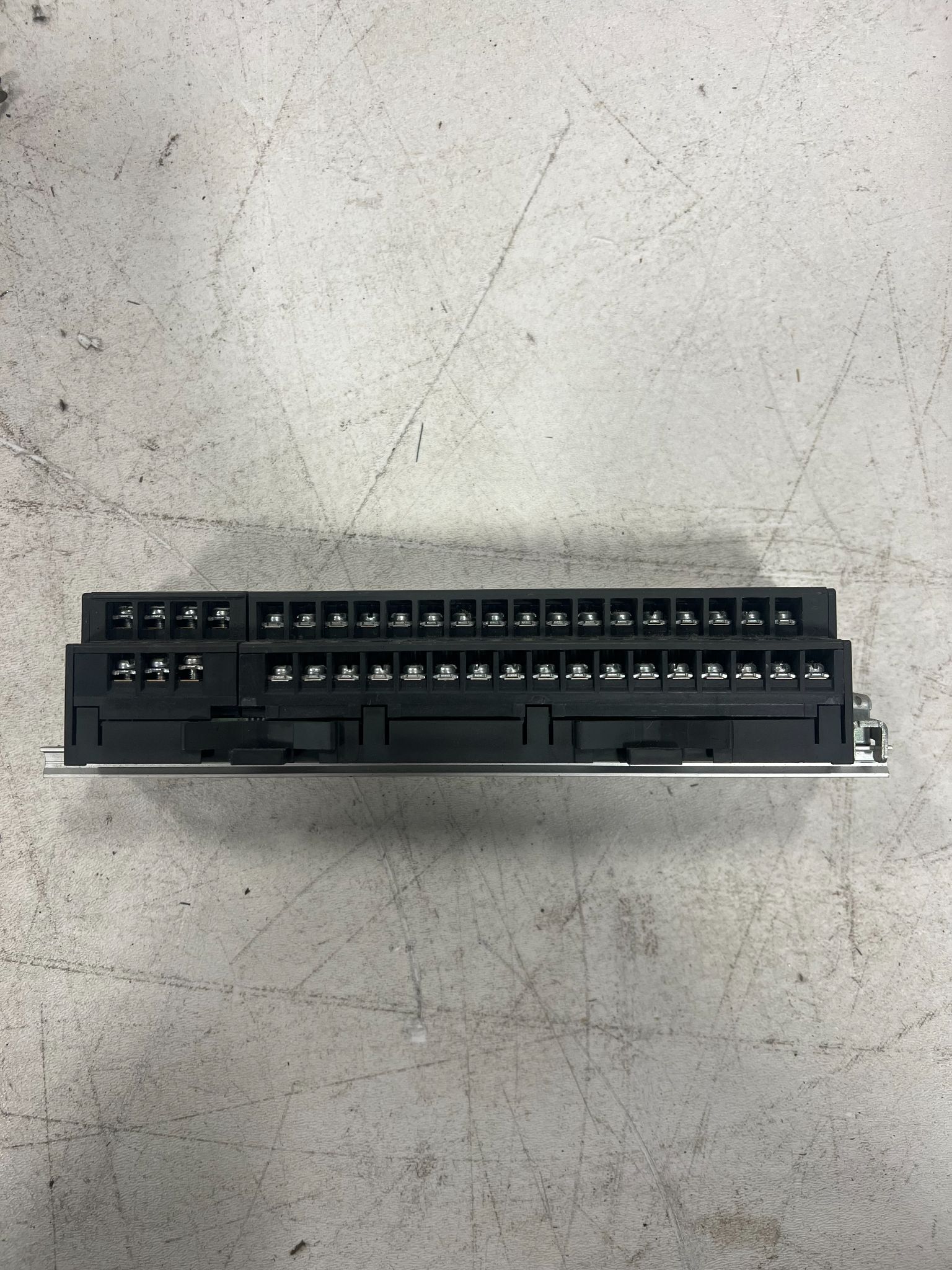 MITSUBISHI AJ65SBTB1-32T1 CC-Link Output Module USED 1