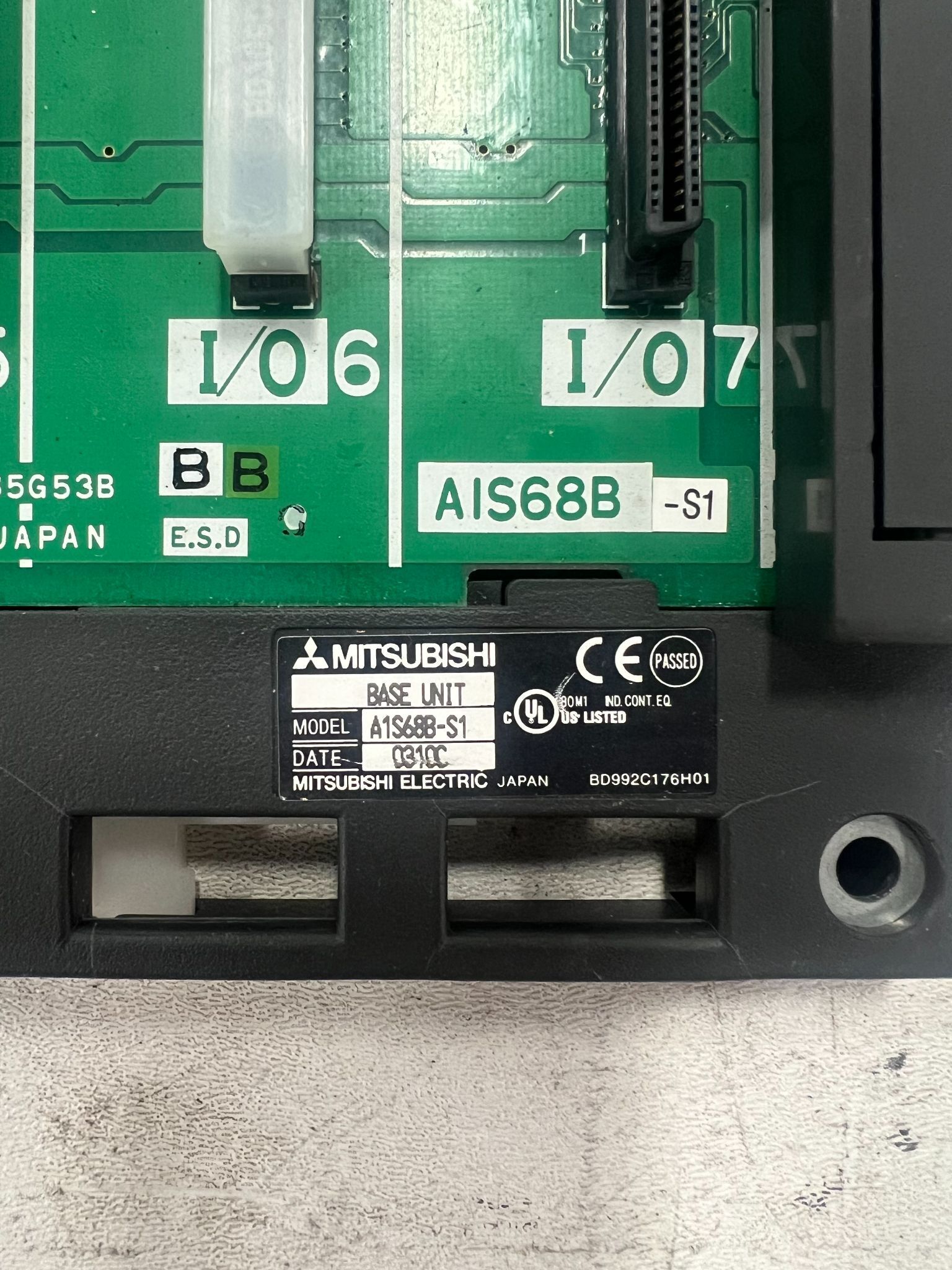 MITSUBISHI A1S68B-S1 PLC CHASIS USED 2
