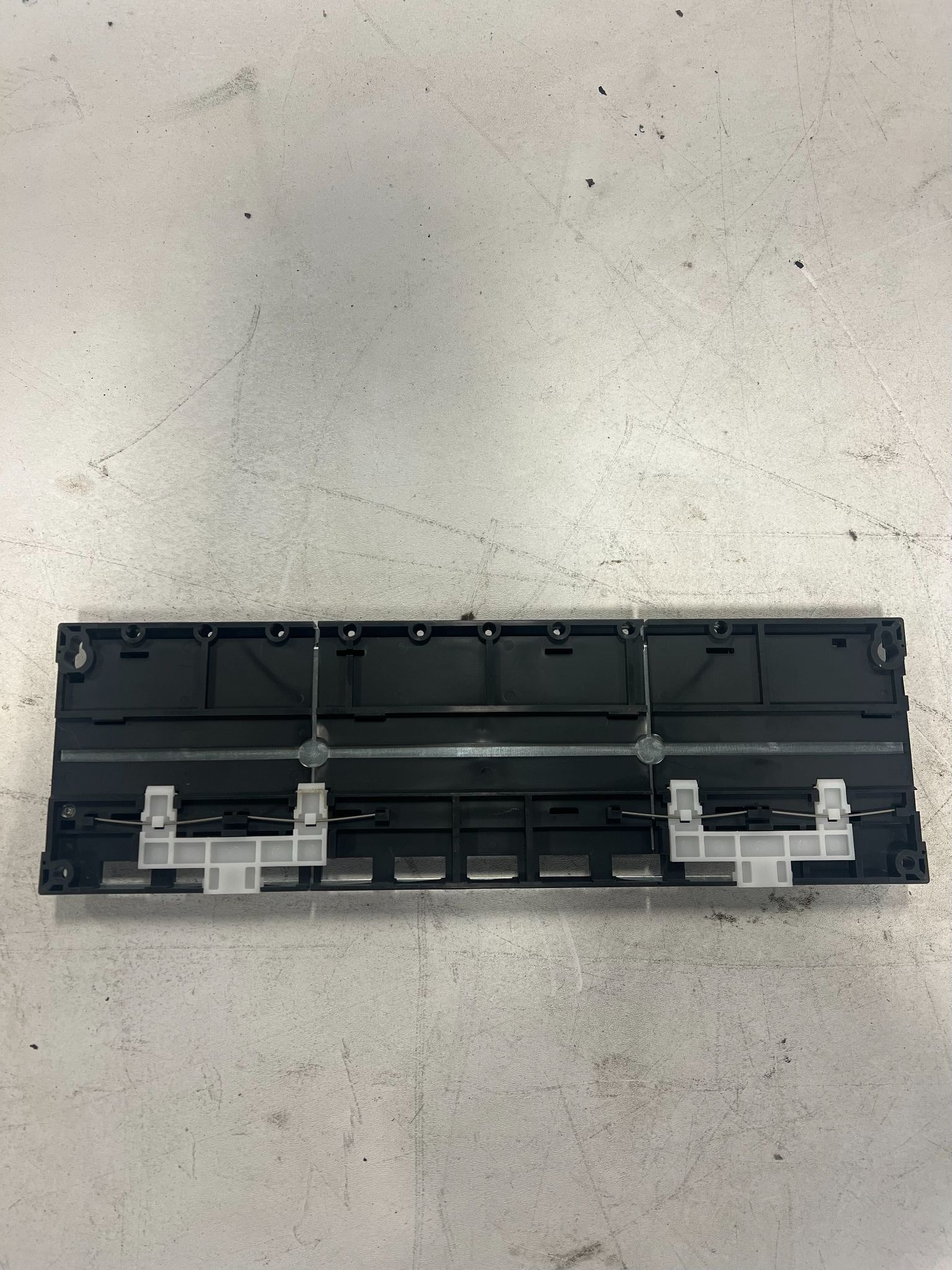 MITSUBISHI A1S68B-S1 PLC CHASIS USED 1
