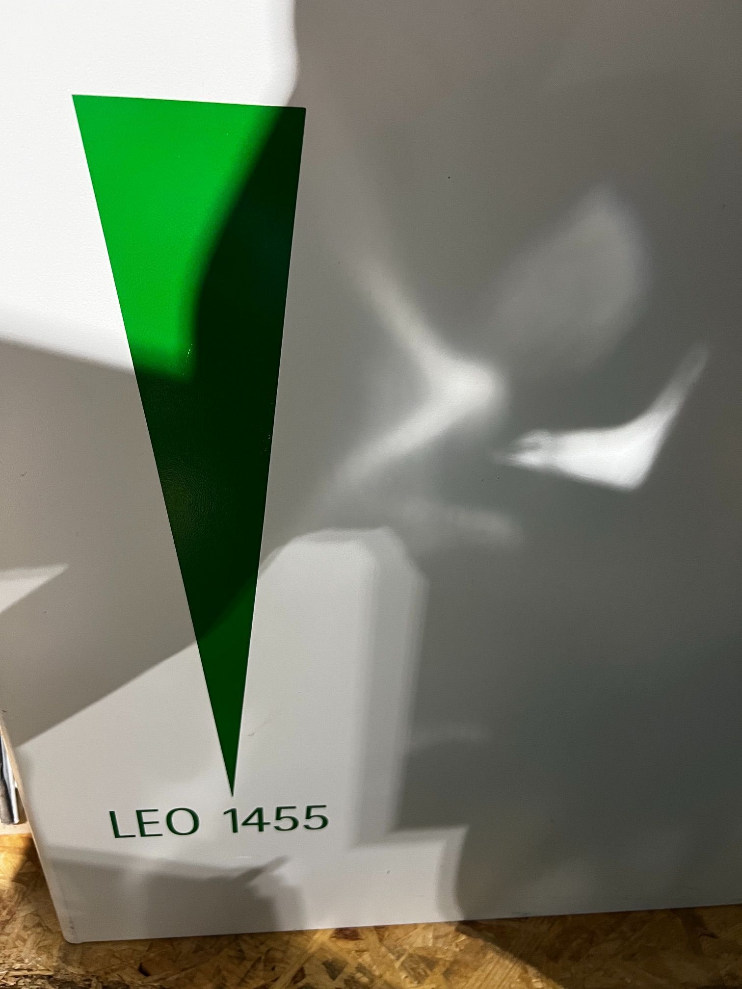 LEO 1455 Scanning Electron Microscope USED 9