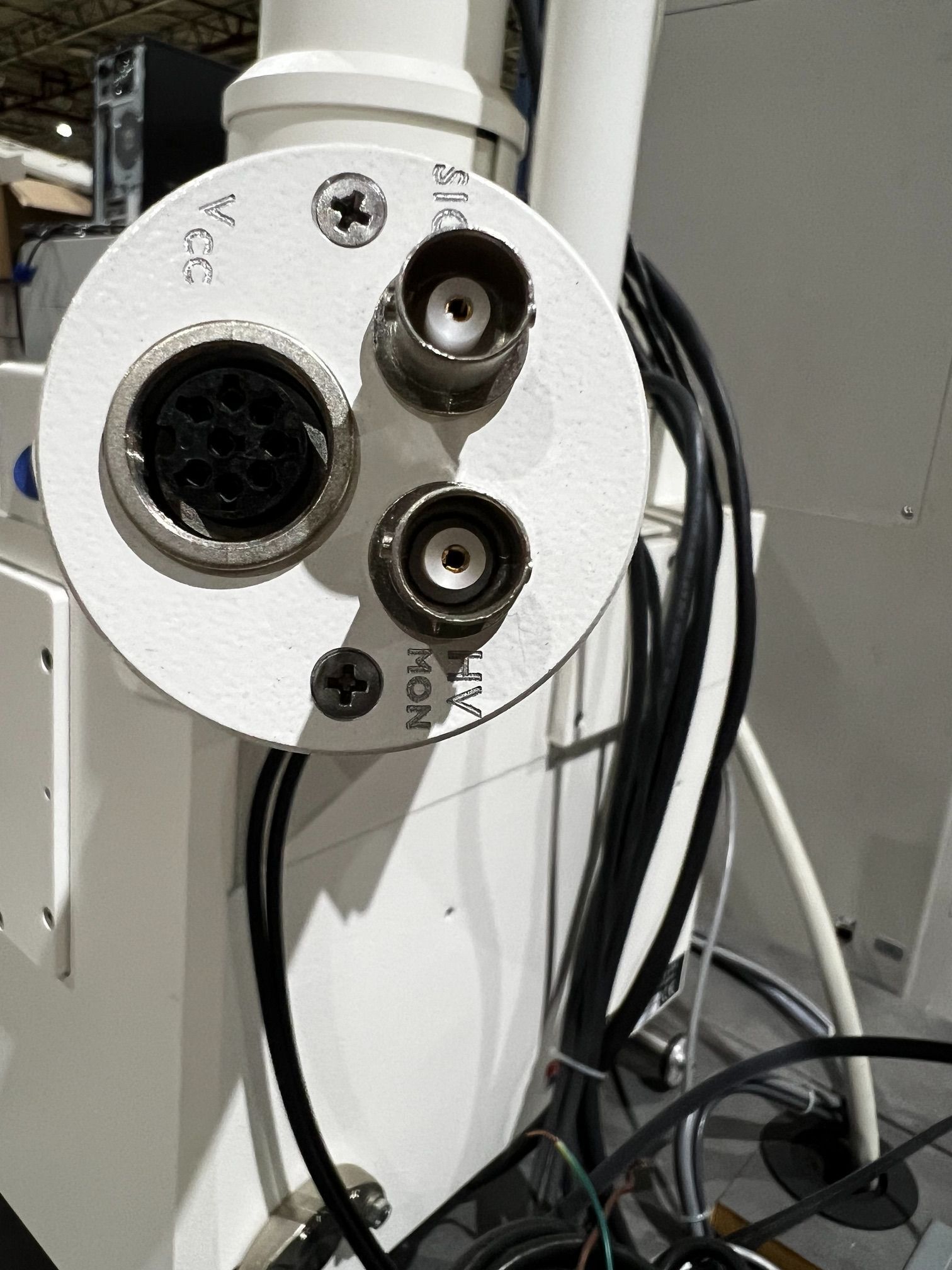 LEO 1455 Scanning Electron Microscope USED 10
