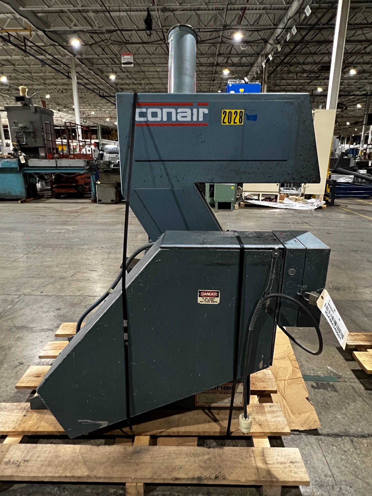 Conair 1412-1-02AS 10 HP Central Granulator USED 4