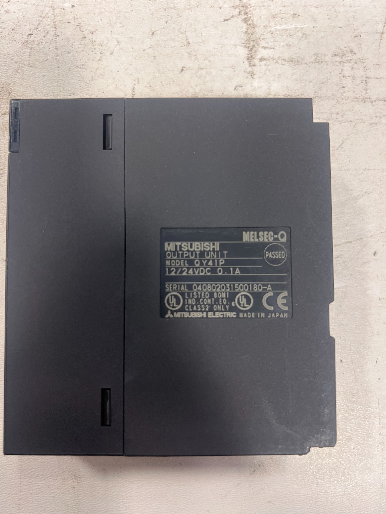 Mitsubishi QY41P MELSEC-Q Transistor Output Module USED 2