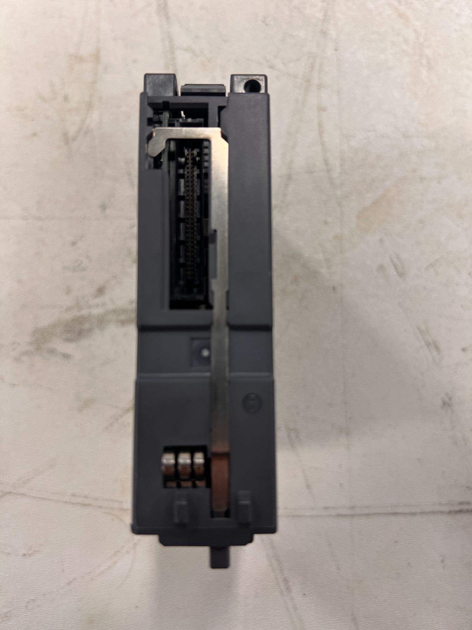 Mitsubishi QY18A MELSEC-Q Digital Output Module USED 1