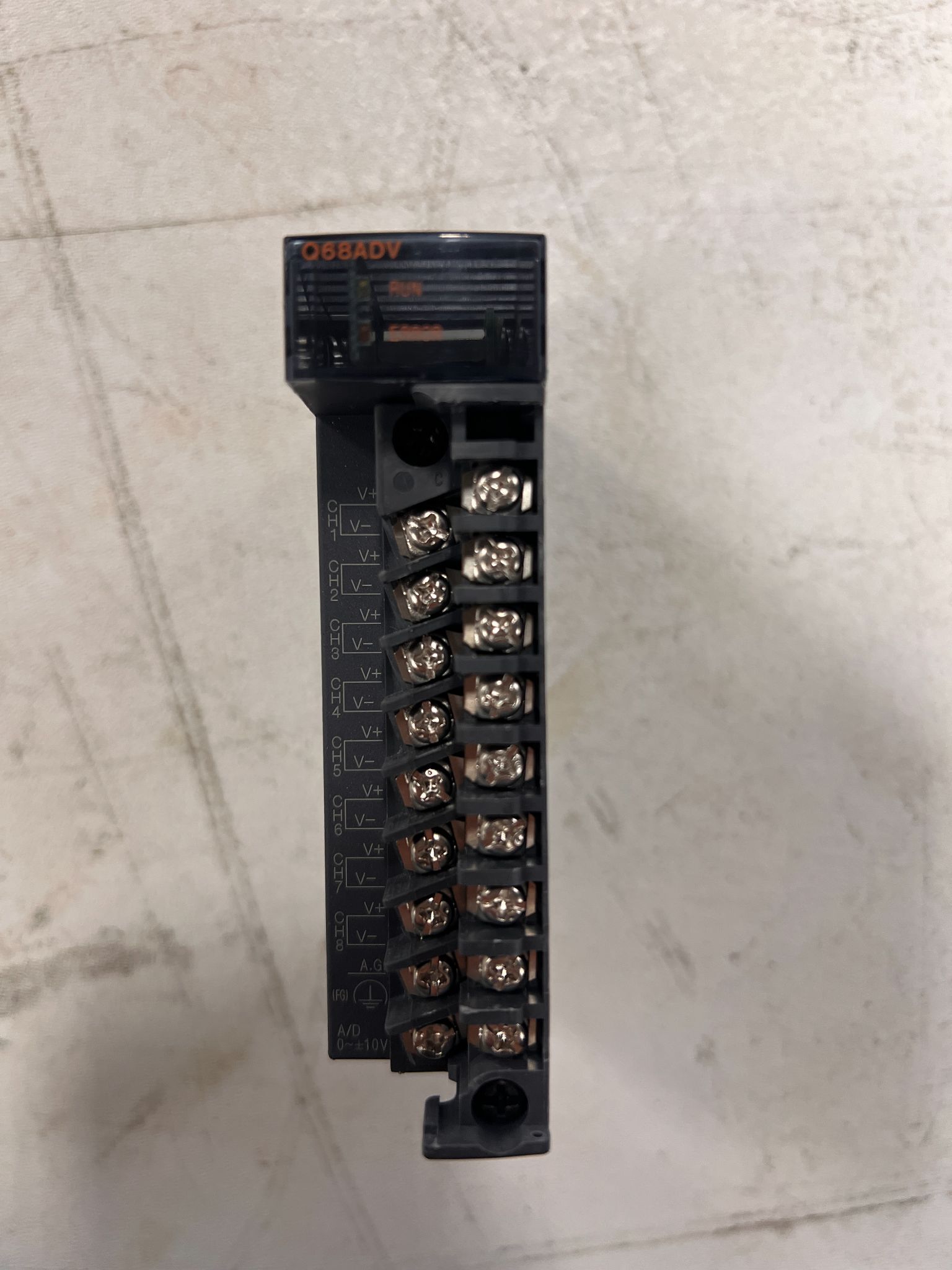 MITSUBISHI Q68ADV MELSEC-Q Analog Voltage Input Module USED 0