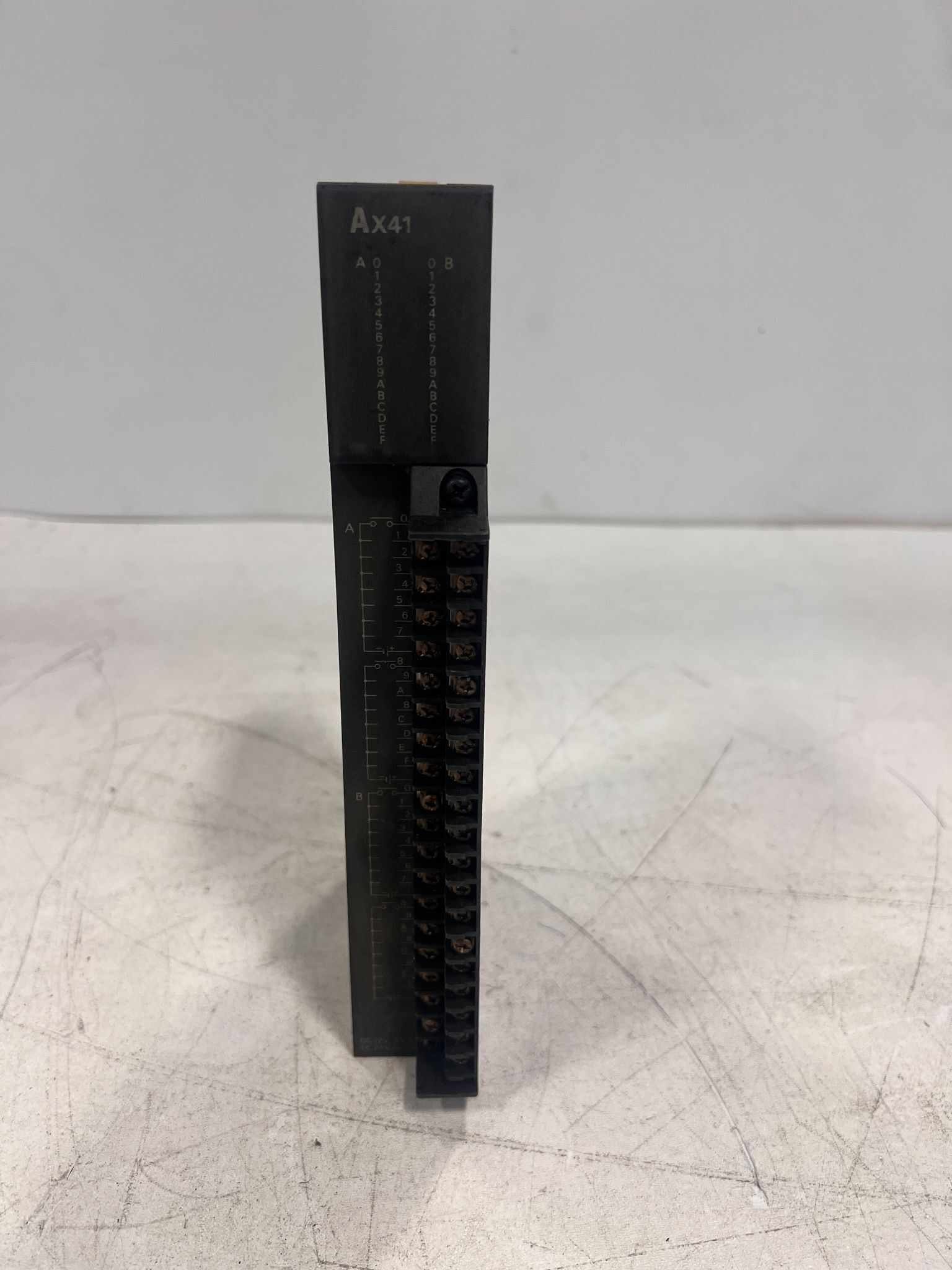 Mitsubishi AX41 MELSEC-A Digital Input Module 32-Point USED 0