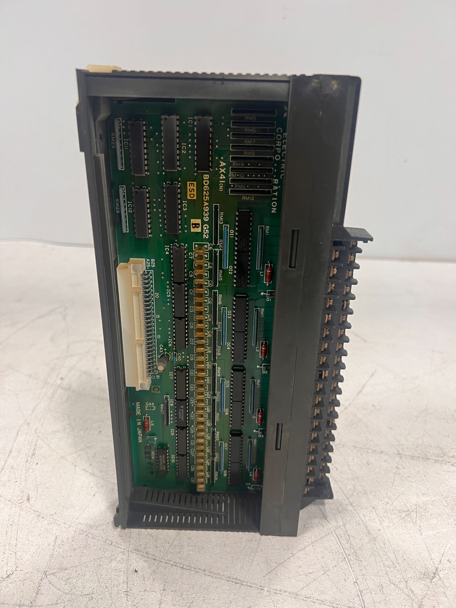 Mitsubishi AX41 MELSEC-A Digital Input Module 32-Point USED 1