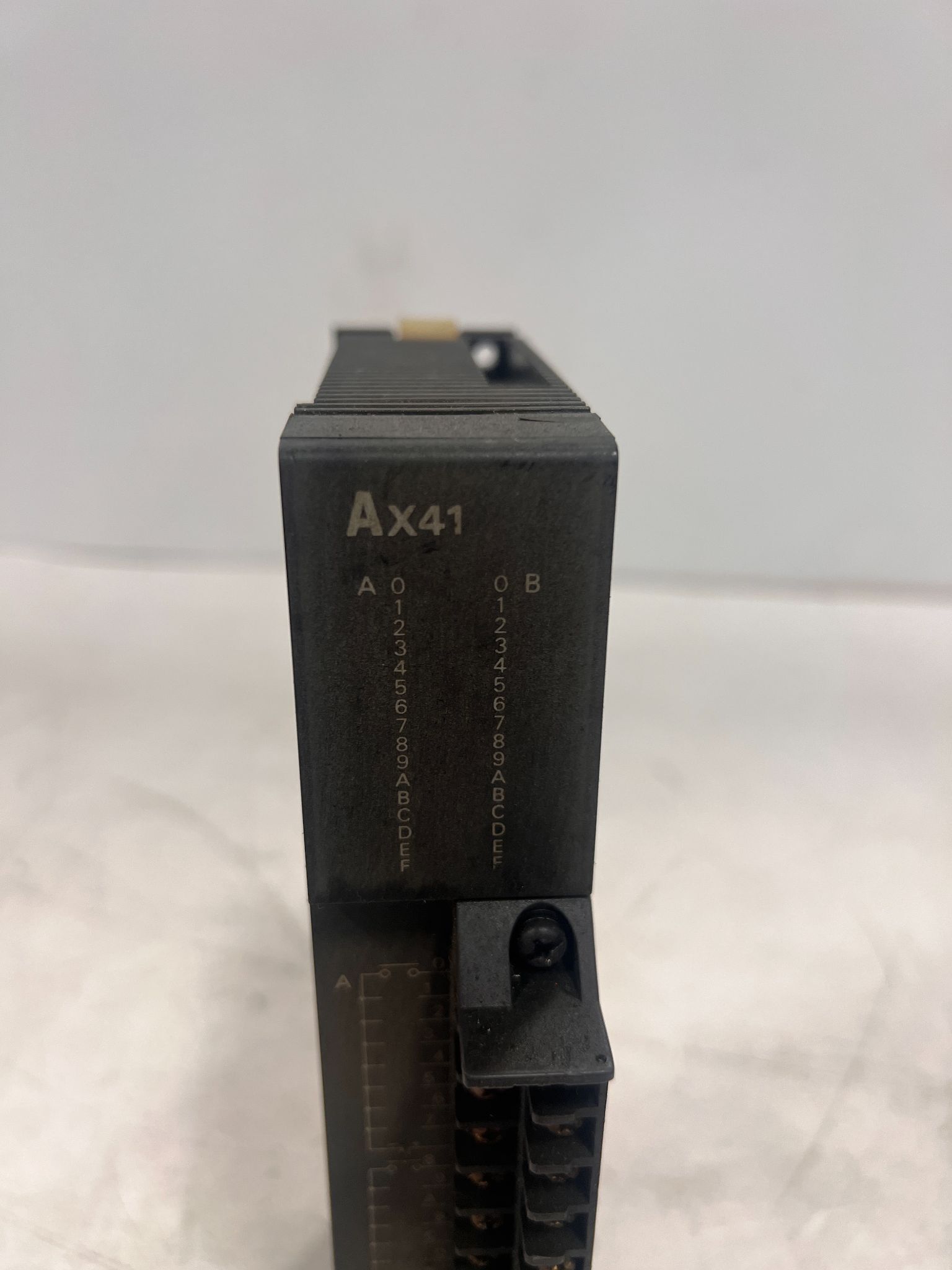 Mitsubishi AX41 MELSEC-A Digital Input Module 32-Point USED 3