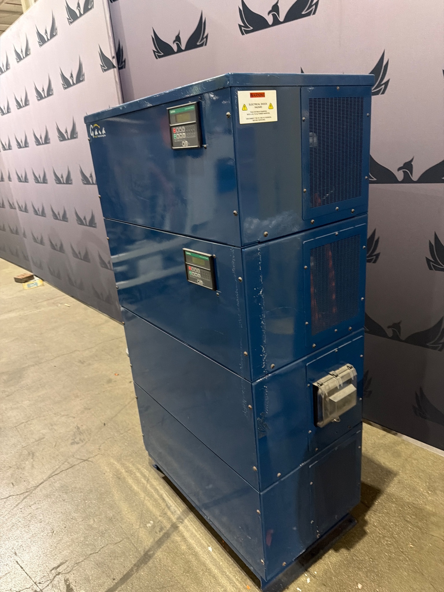 GAIA POWER TECHNOLOGIES GPT2‑48V‑11000W PowerTower Inverter Charger USED 1